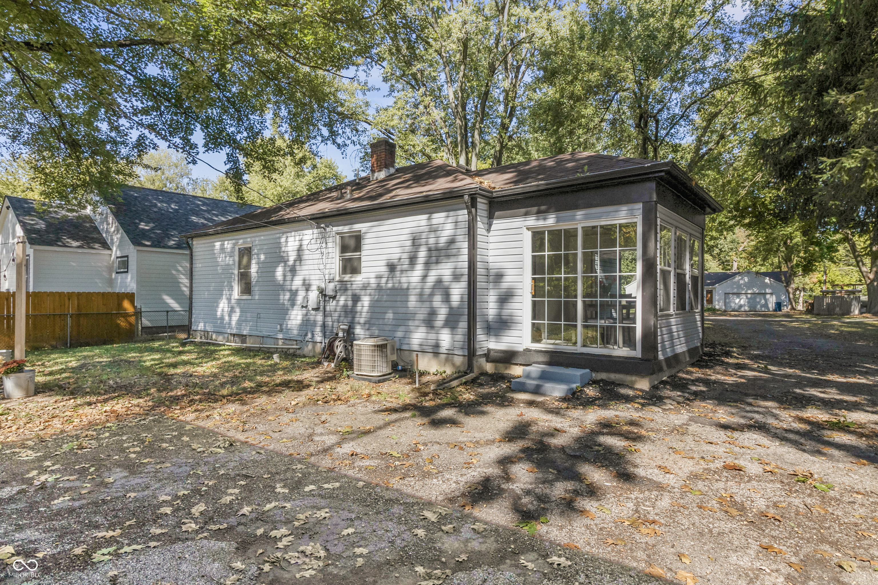 2113 E 65th Street