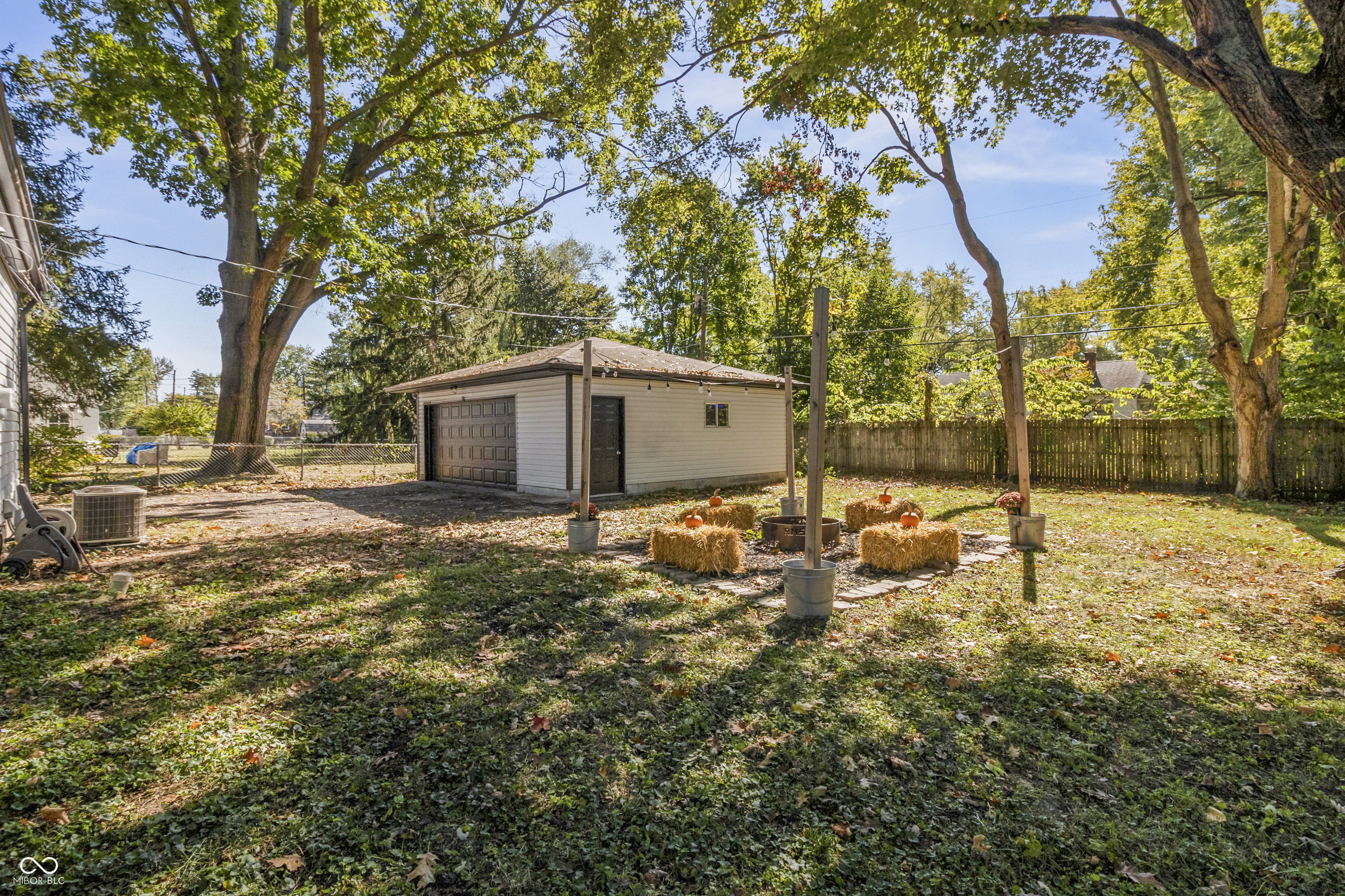 2113 E 65th Street