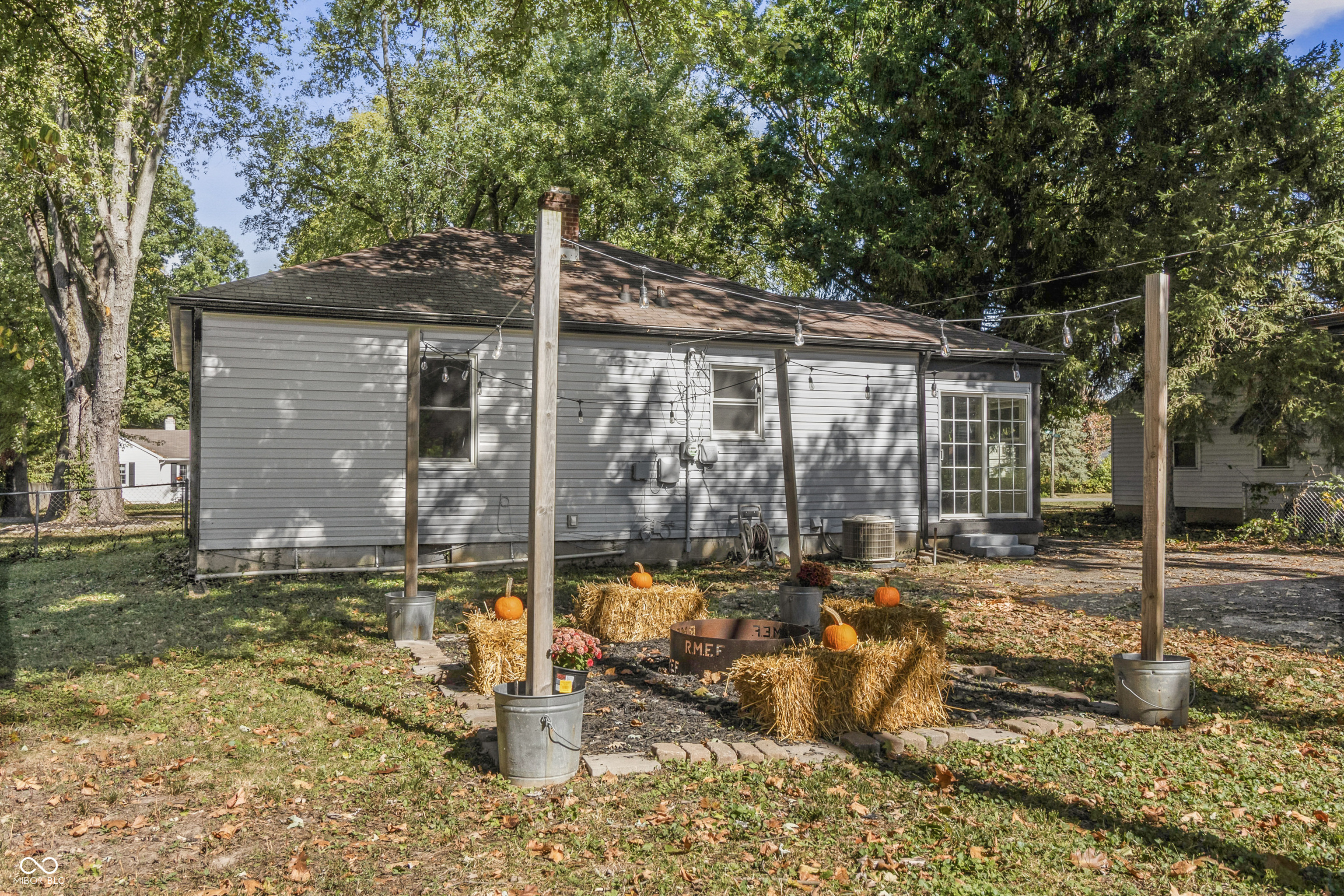 2113 E 65th Street