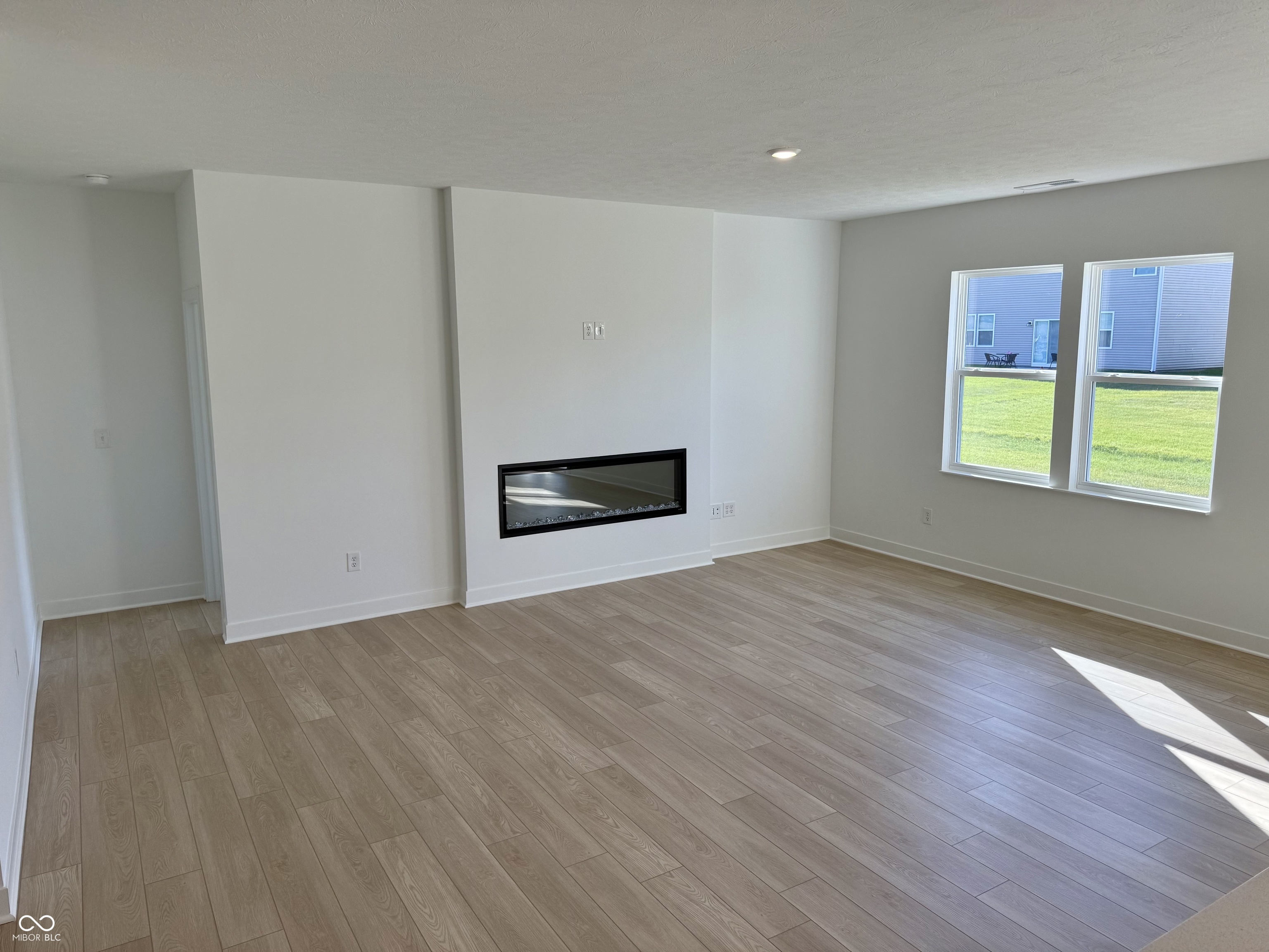 11911 Moorfield Lane