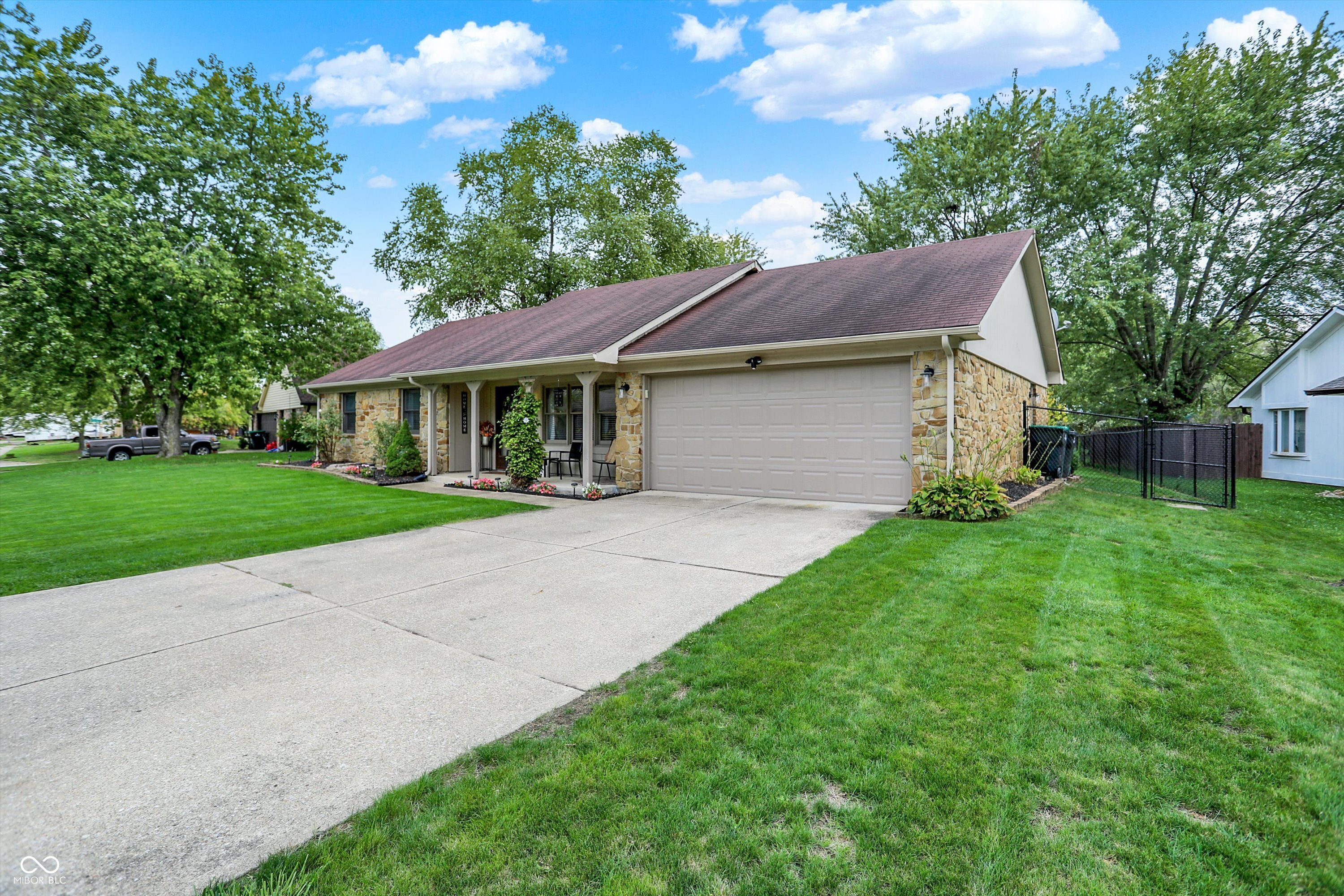 289 Saint Charles Way