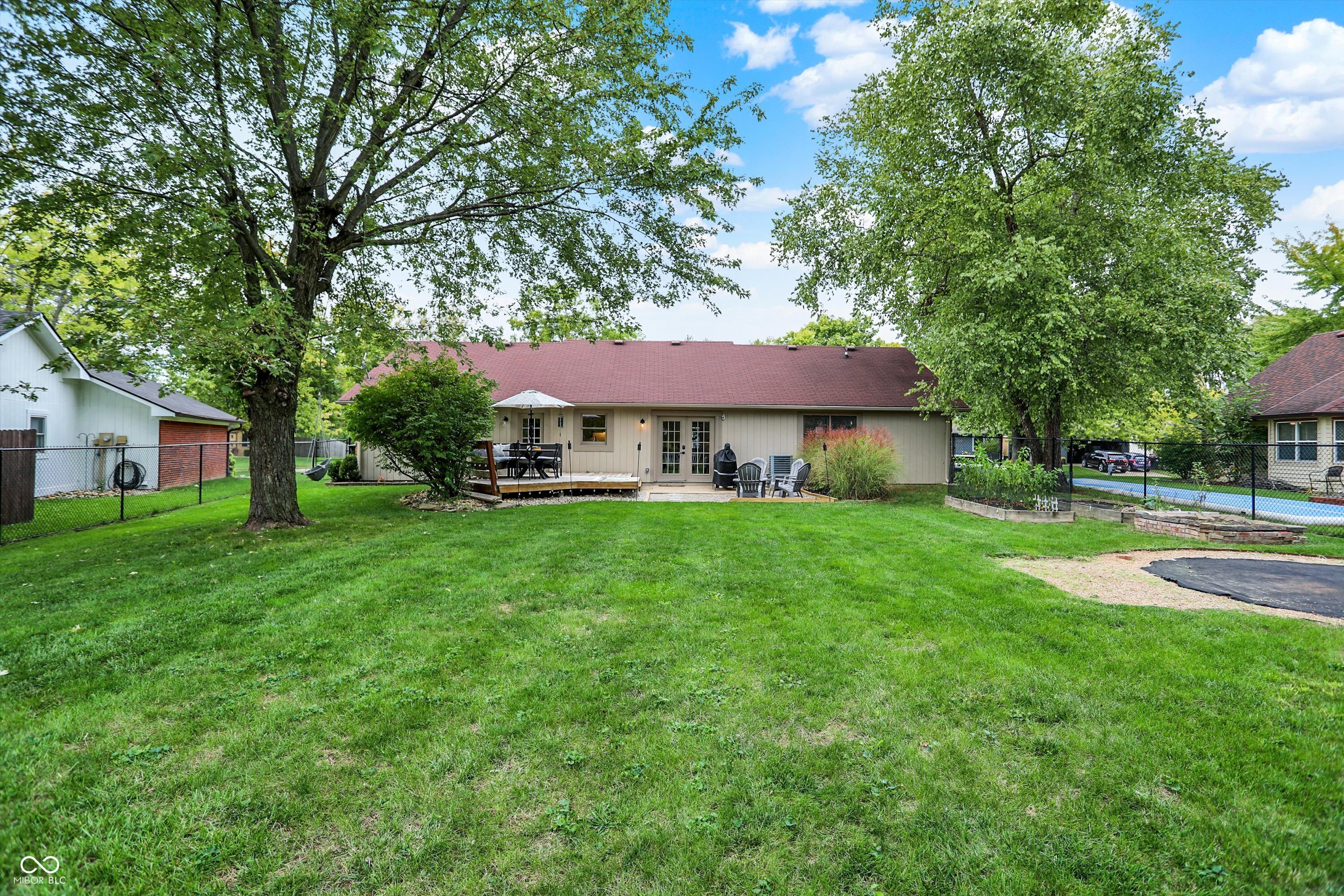 289 Saint Charles Way