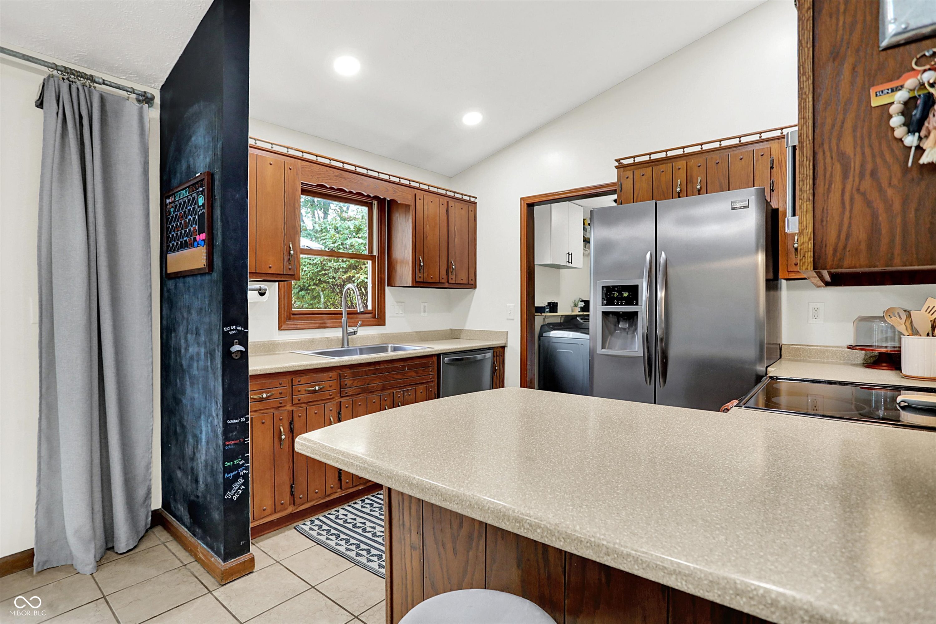 289 Saint Charles Way