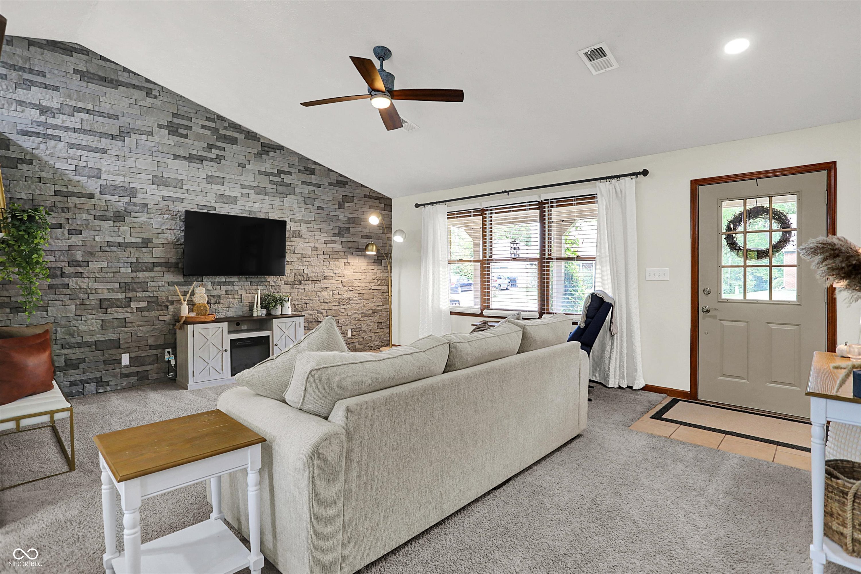 289 Saint Charles Way