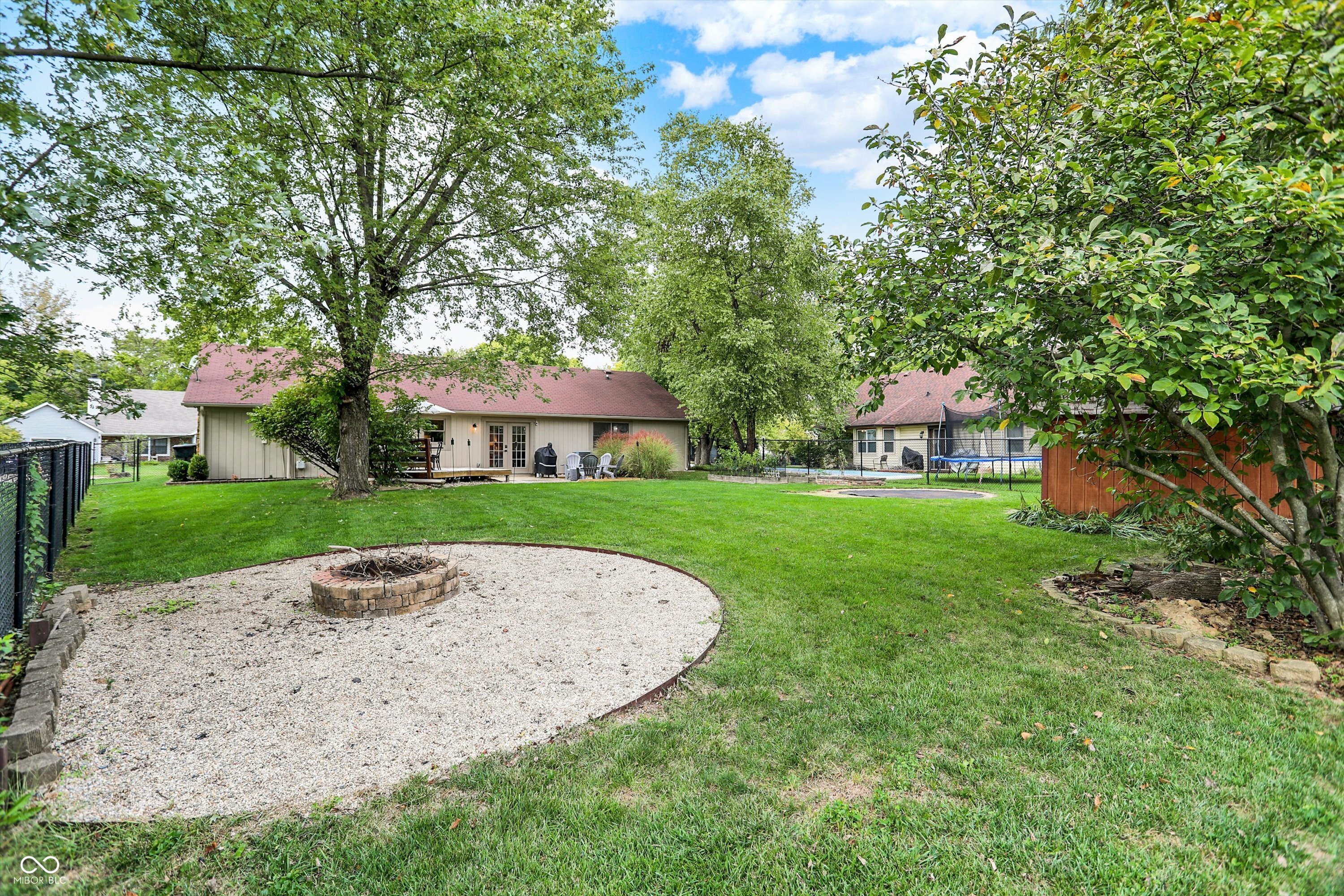 289 Saint Charles Way