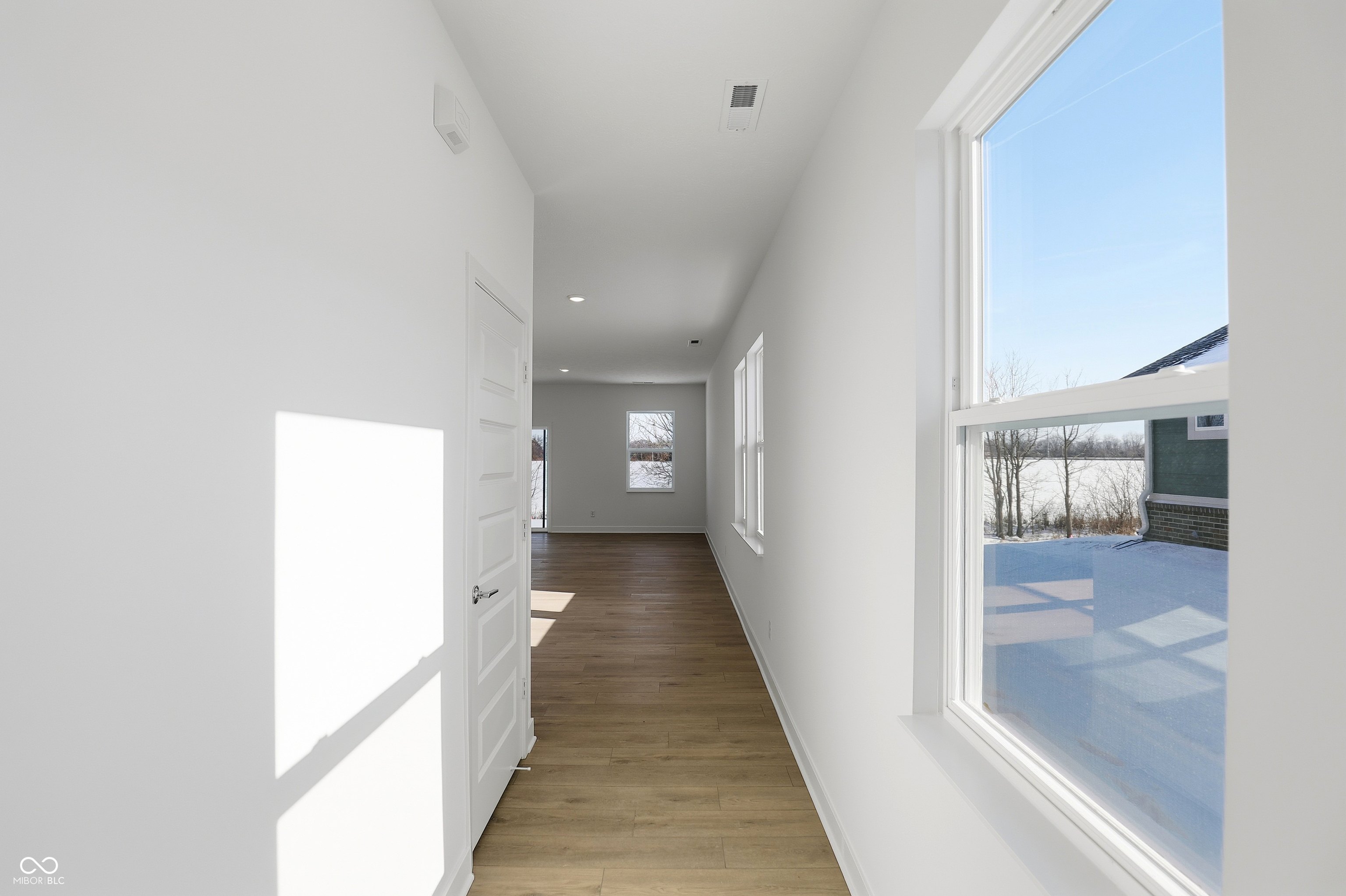8693 Marietta Lane