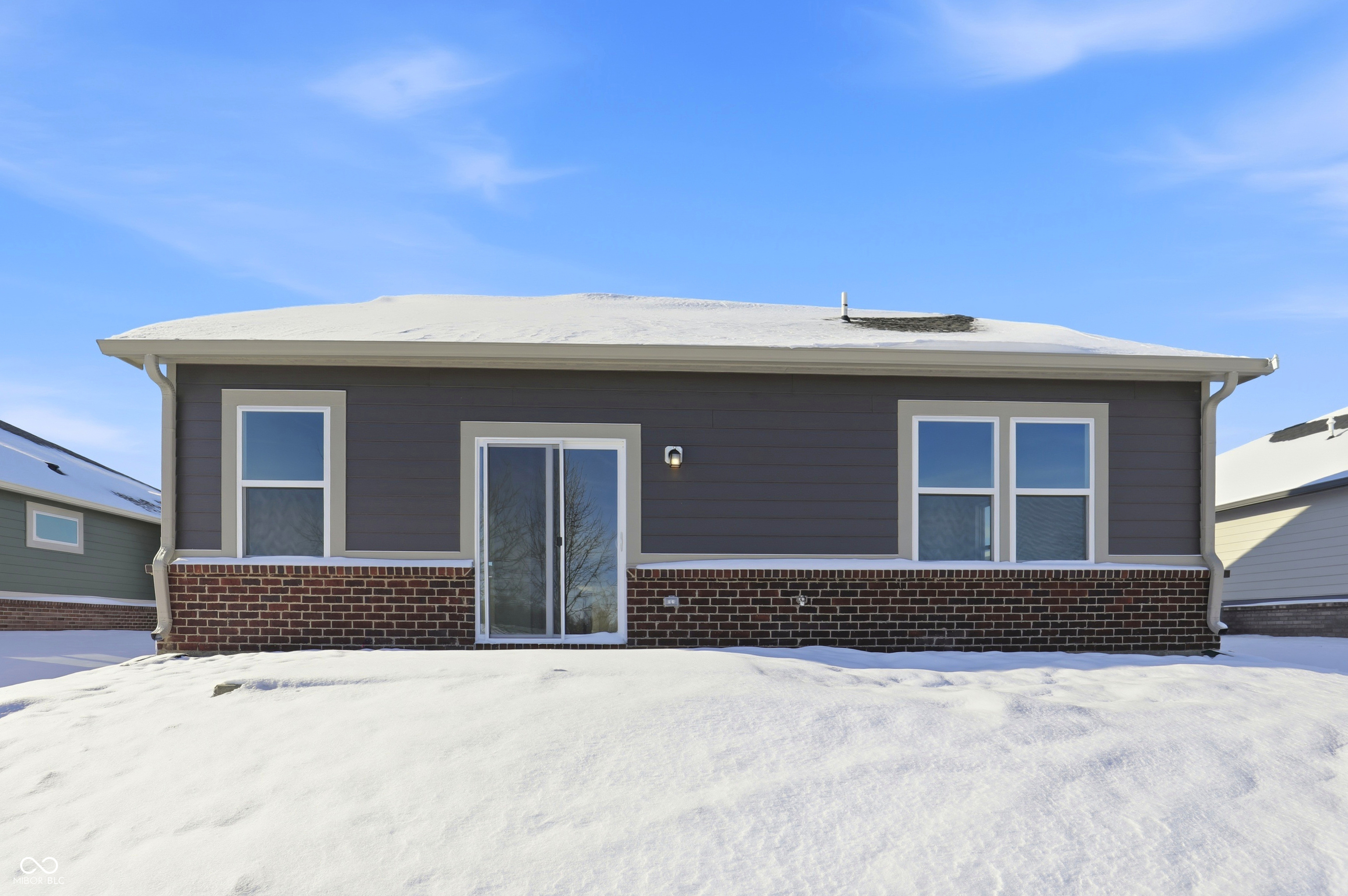 8693 Marietta Lane