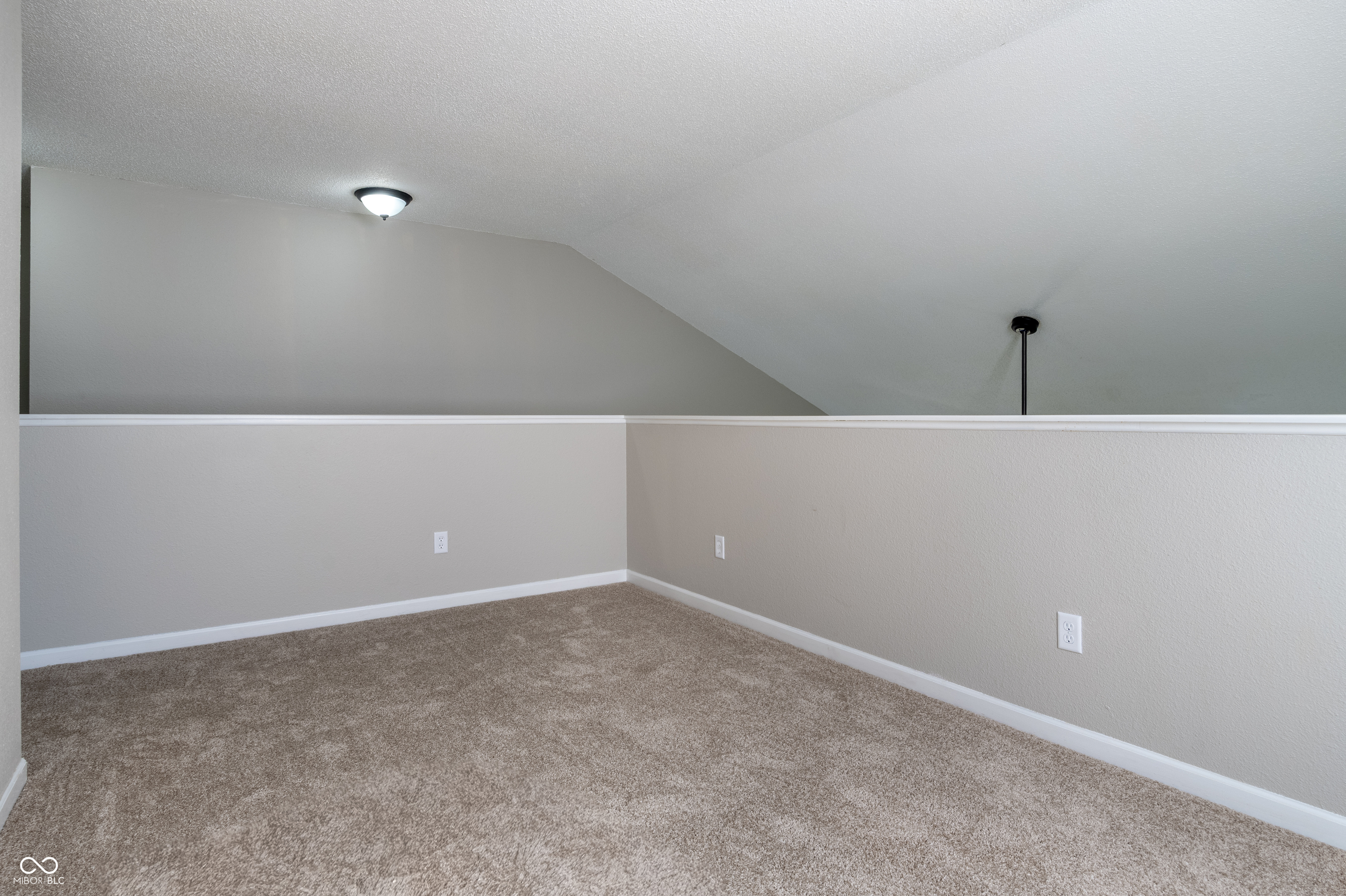 477 Woodstream Drive