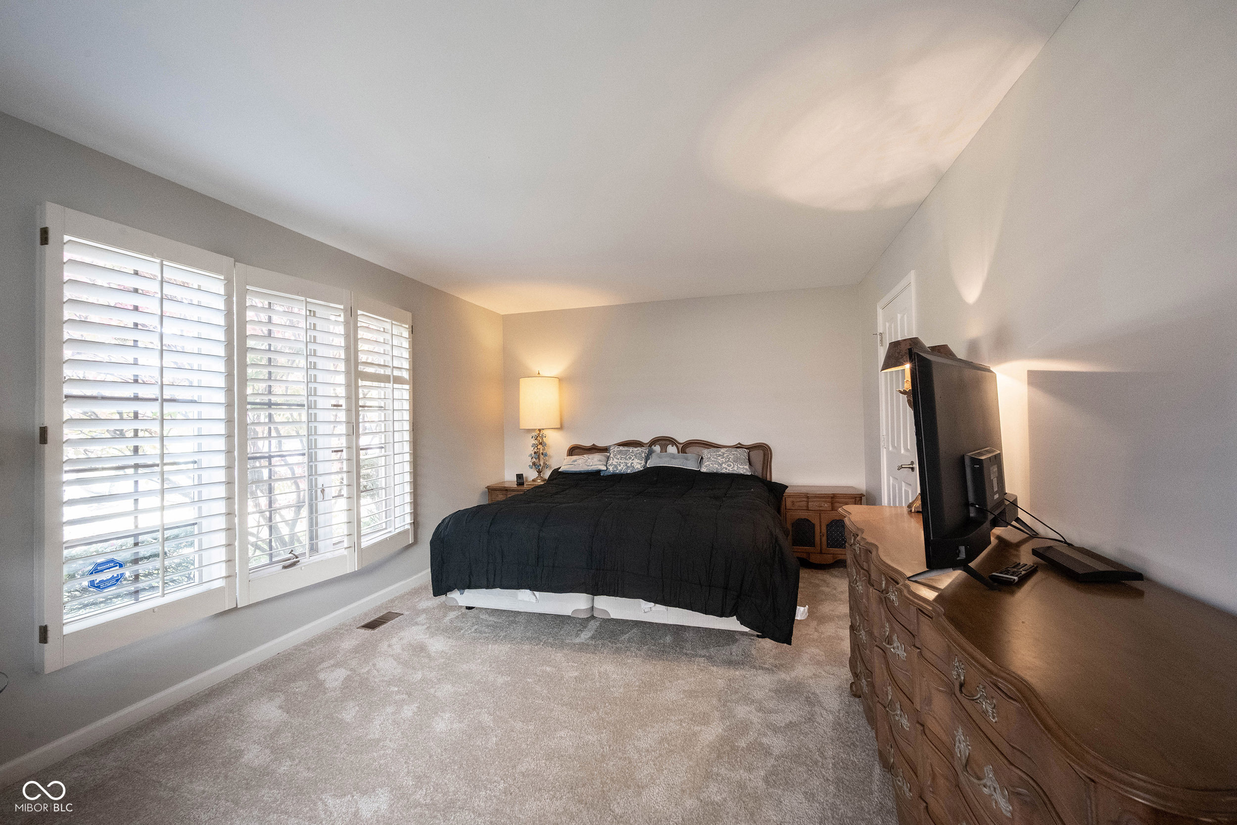 5344 Thicket Hill Lane