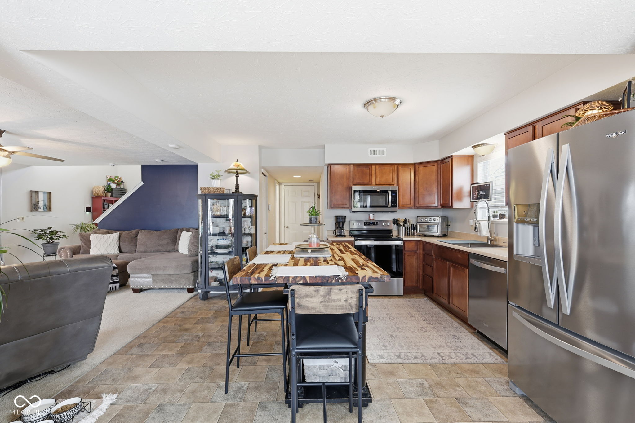 1446 Bluestem Drive