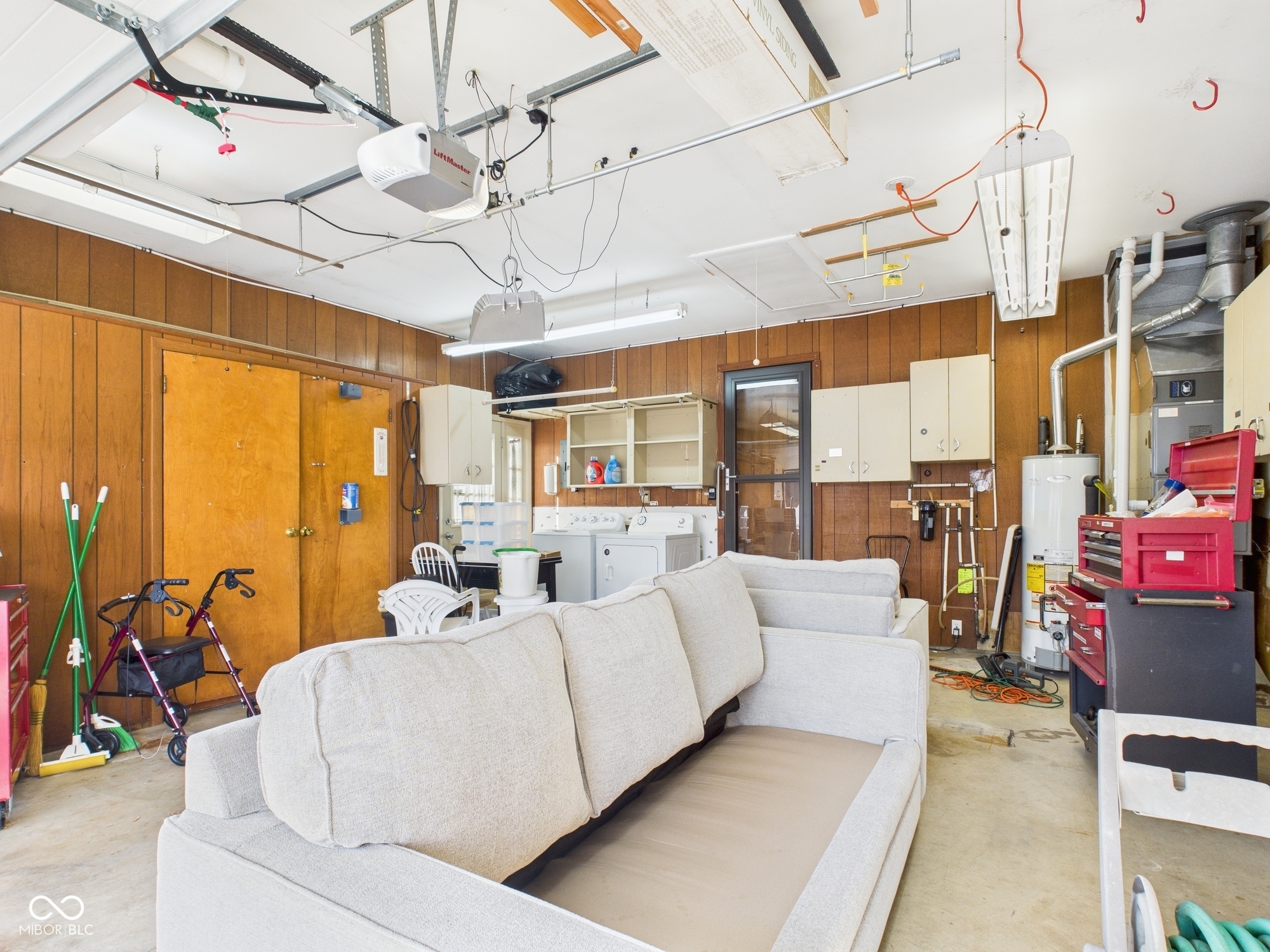 2201 S Webster Drive