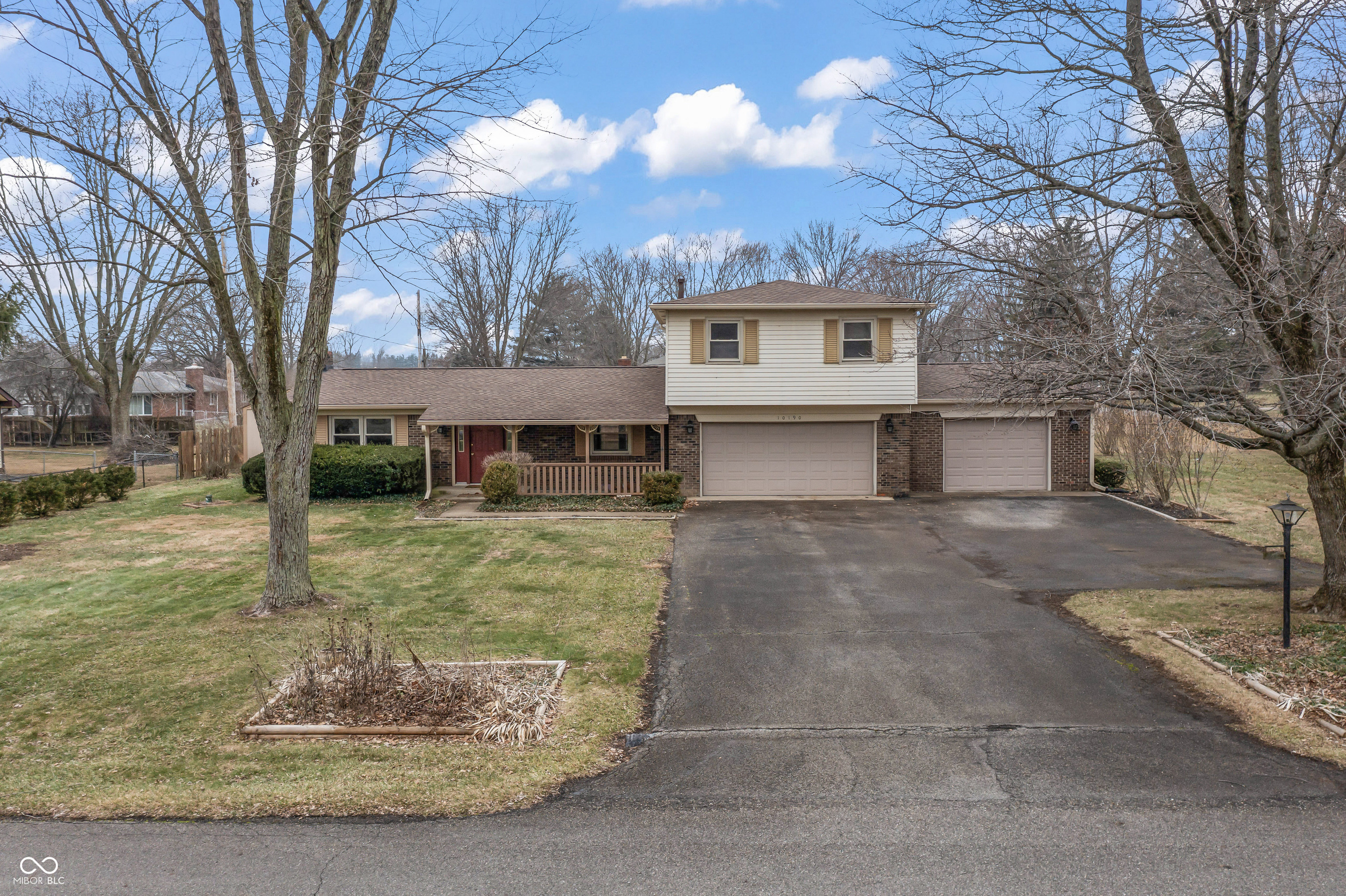 10190 N Balfer Drive E