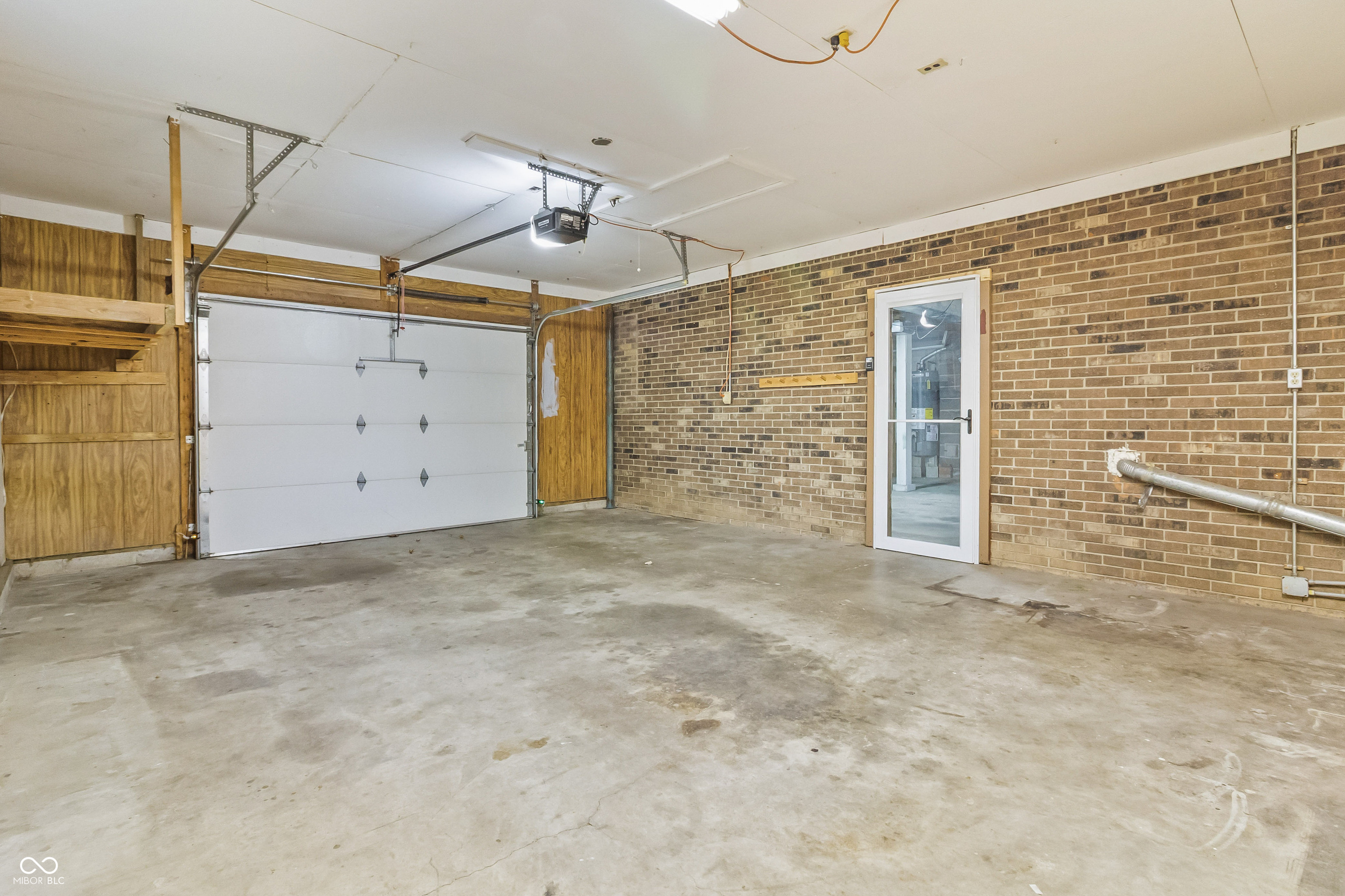 10190 N Balfer Drive E