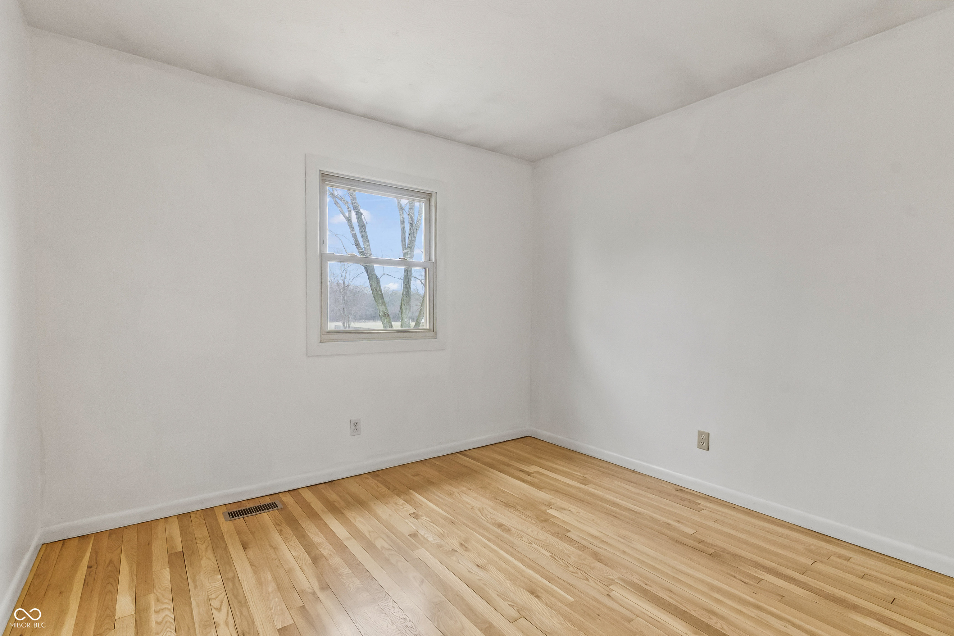 10190 N Balfer Drive E