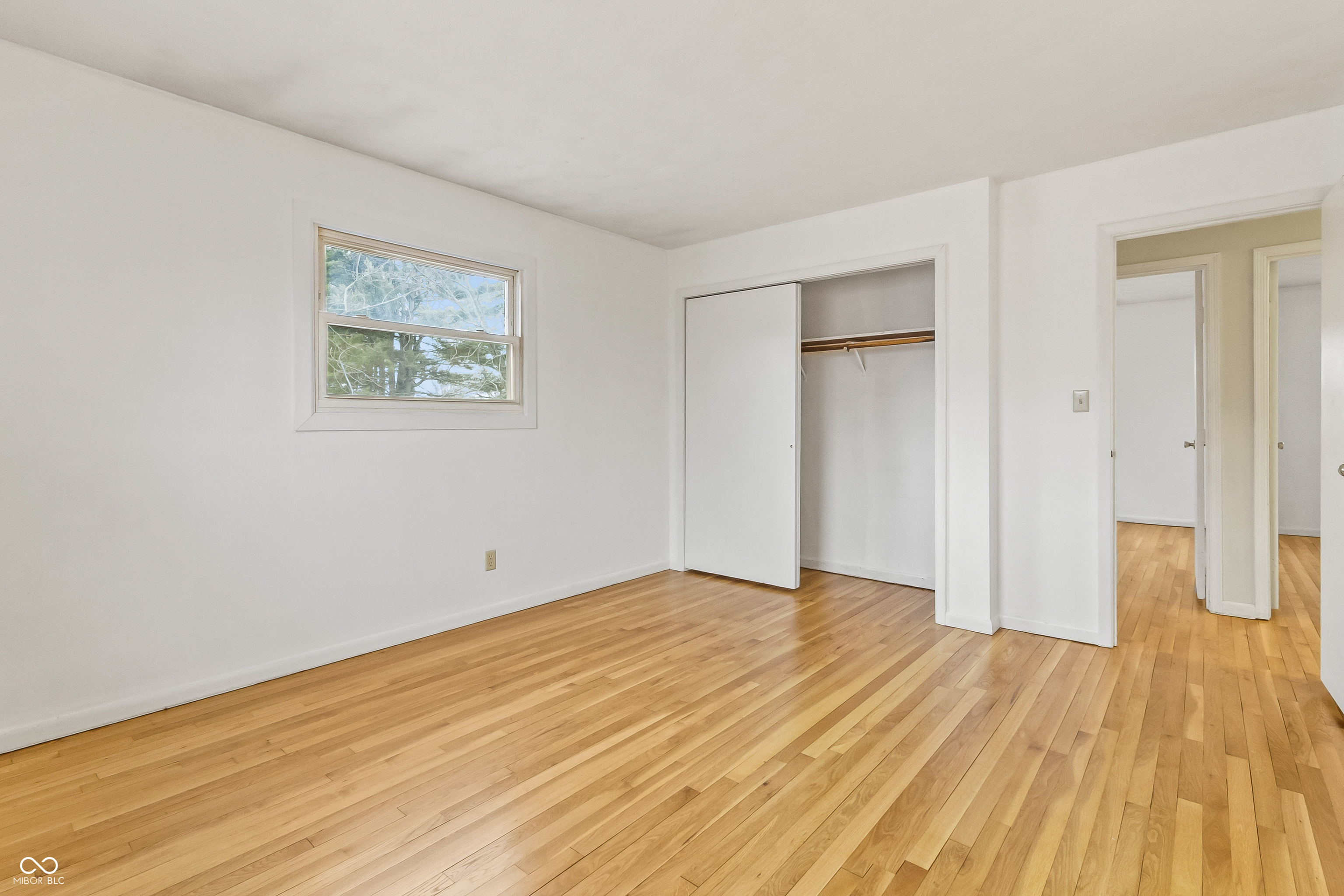 10190 N Balfer Drive E