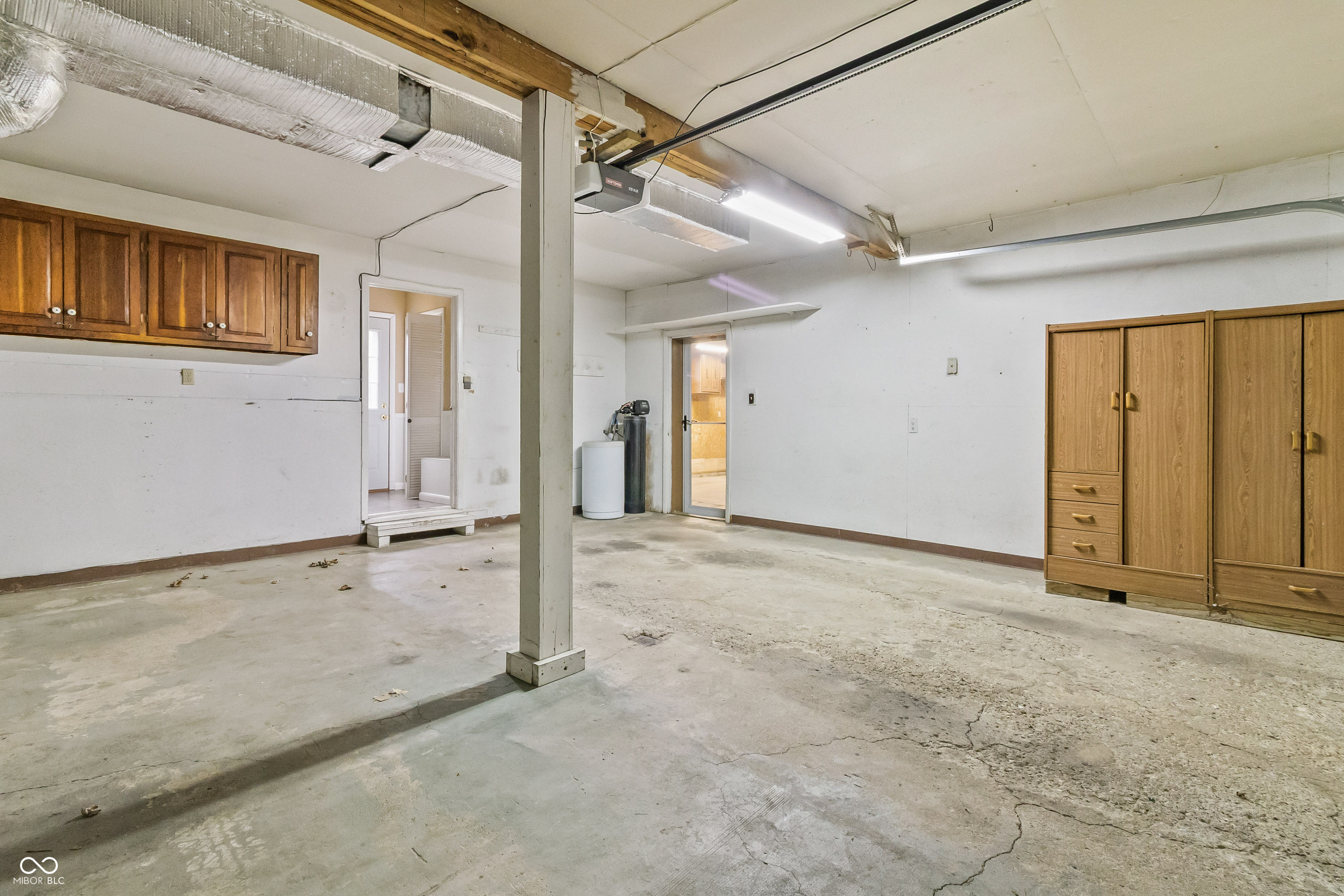 10190 N Balfer Drive E