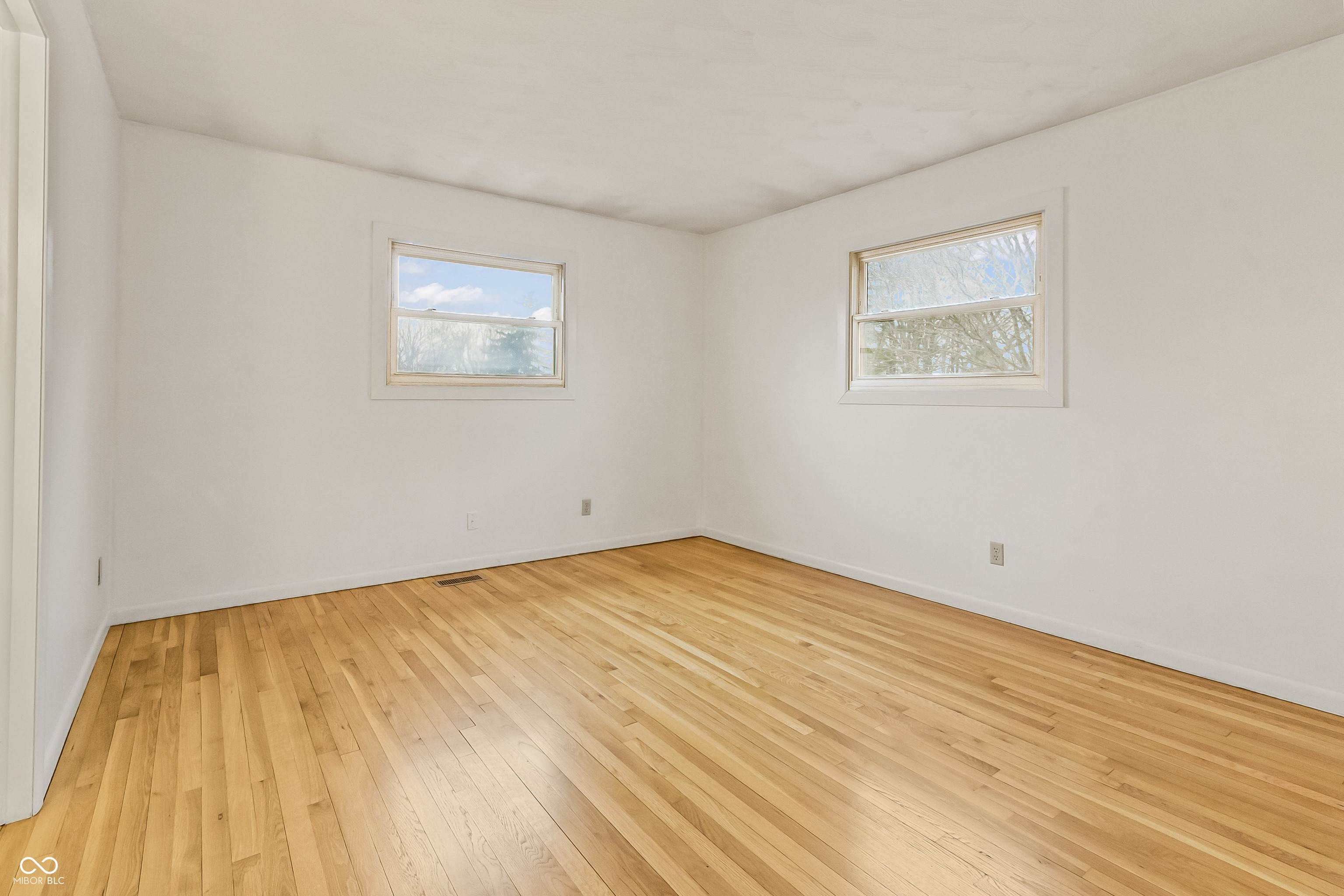 10190 N Balfer Drive E