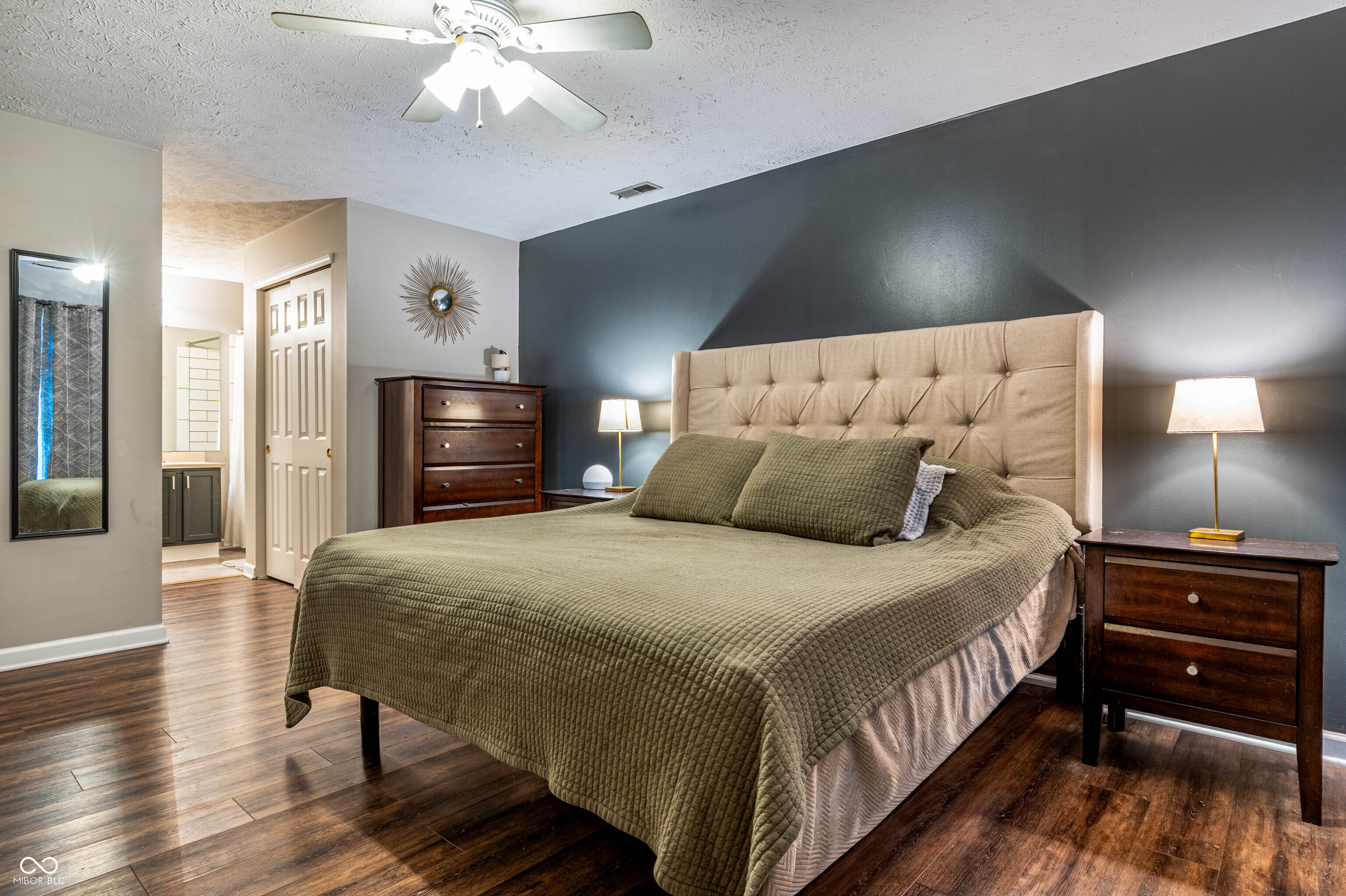 9526 Settlement Drive W