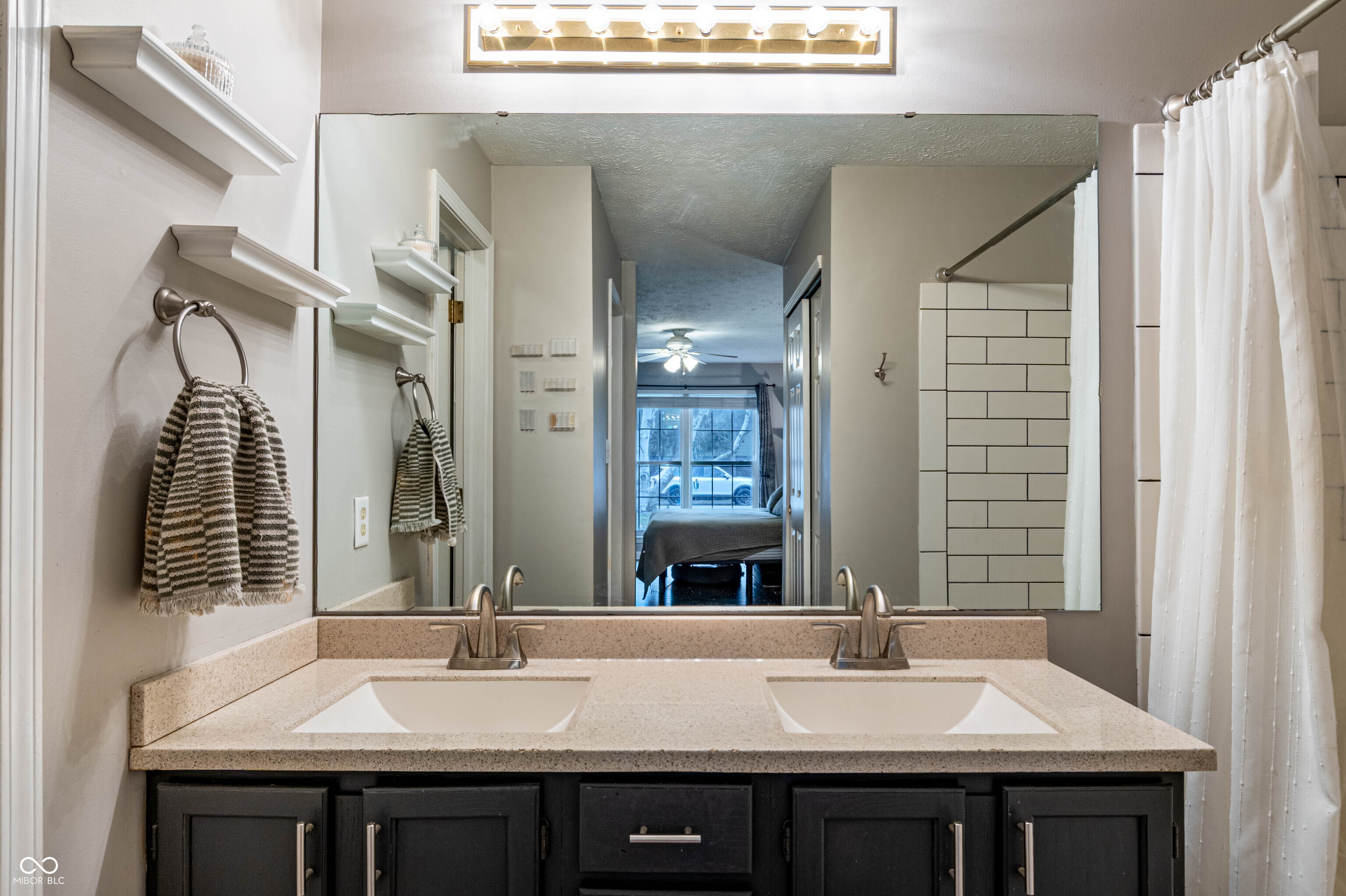 9526 Settlement Drive W