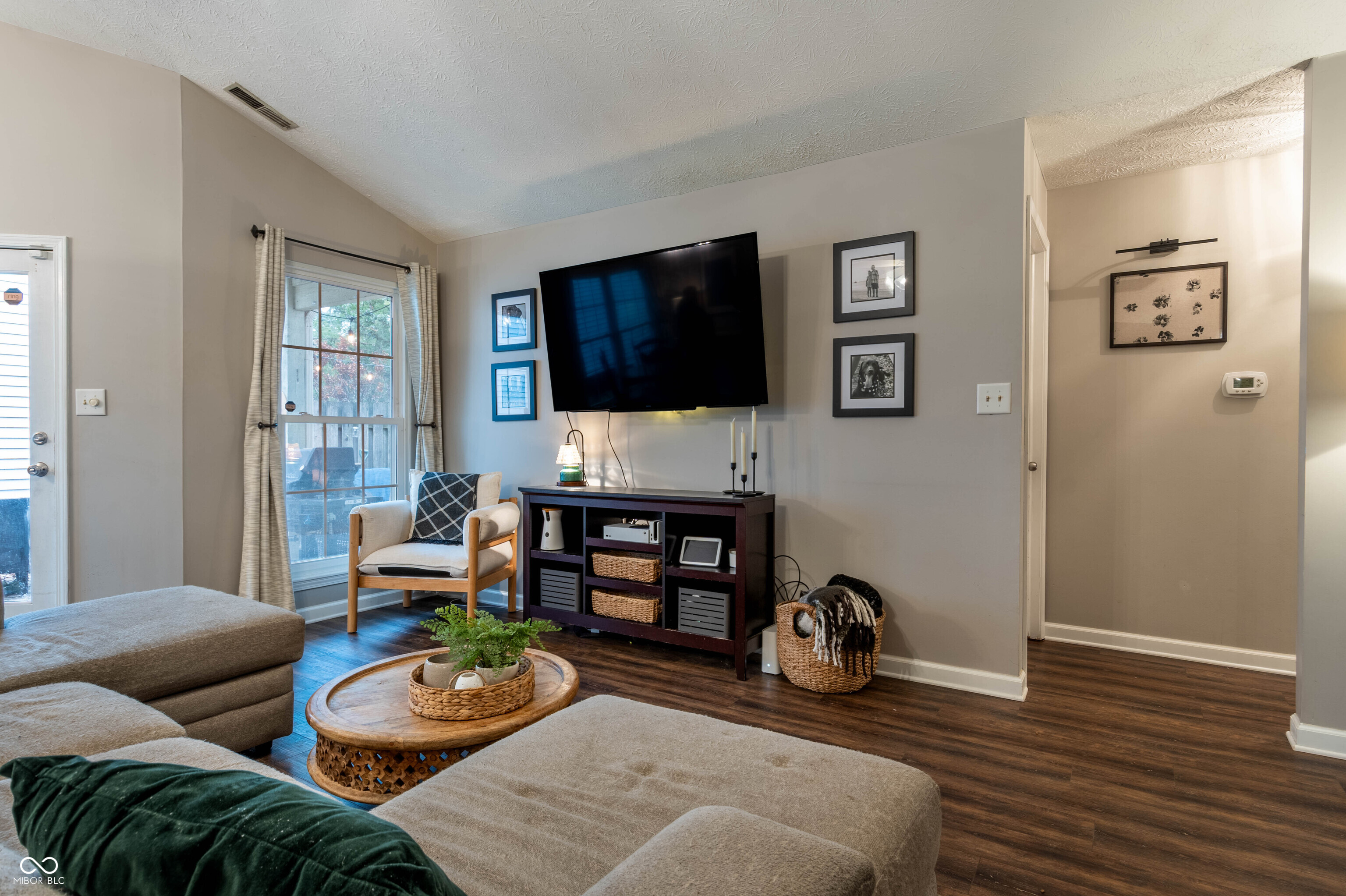 9526 Settlement Drive W