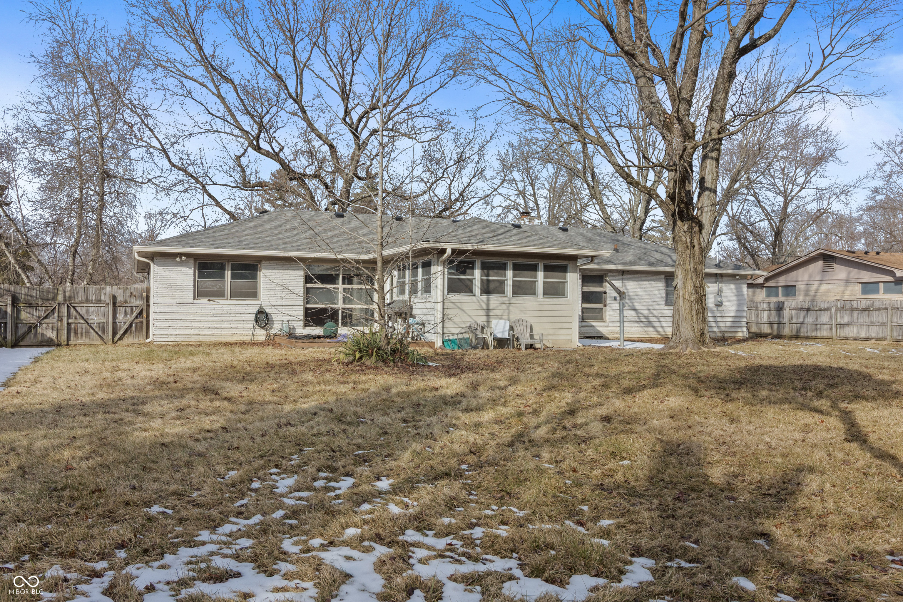 8743 Washington Blvd E Drive