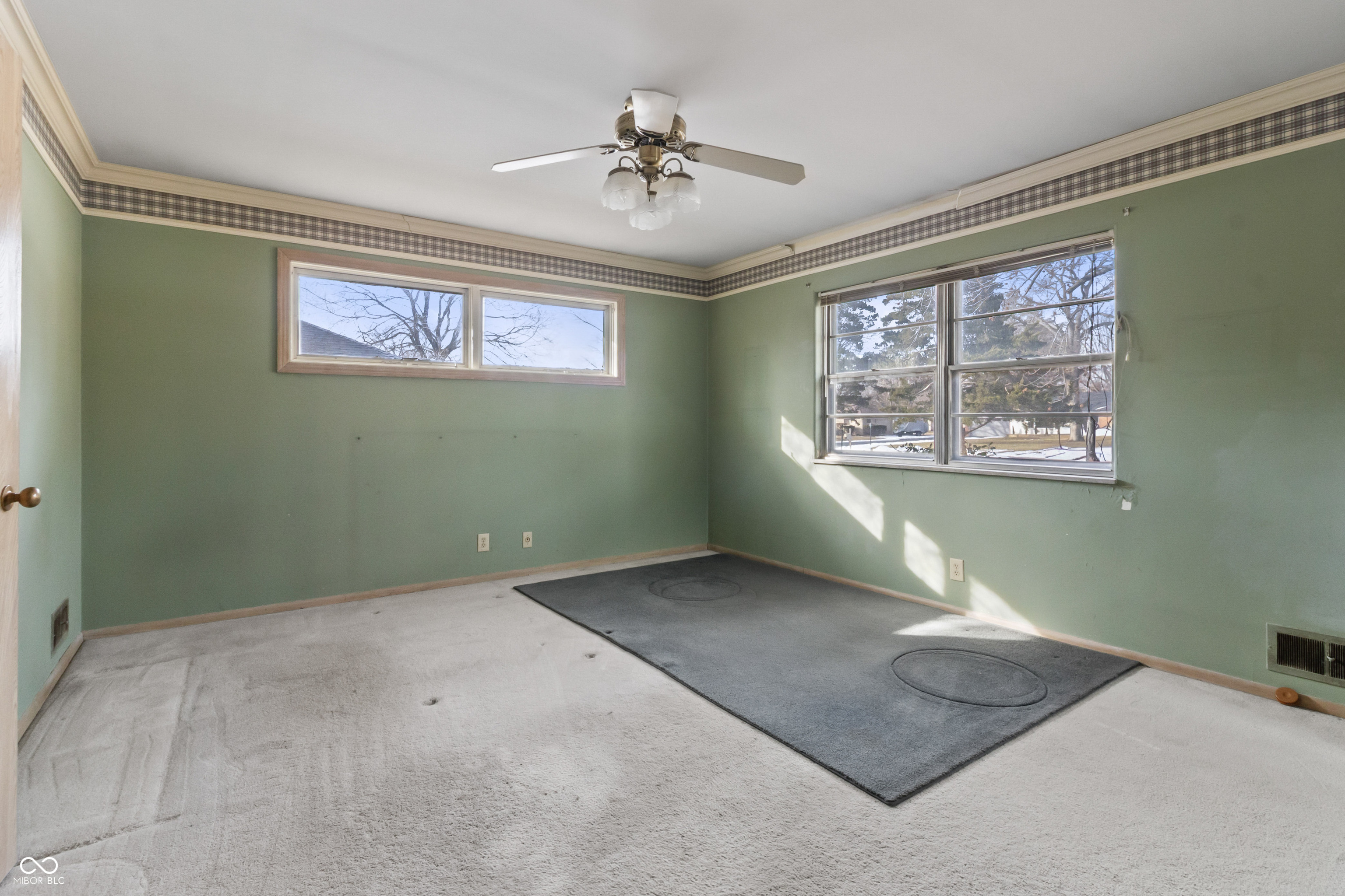 8743 Washington Blvd E Drive