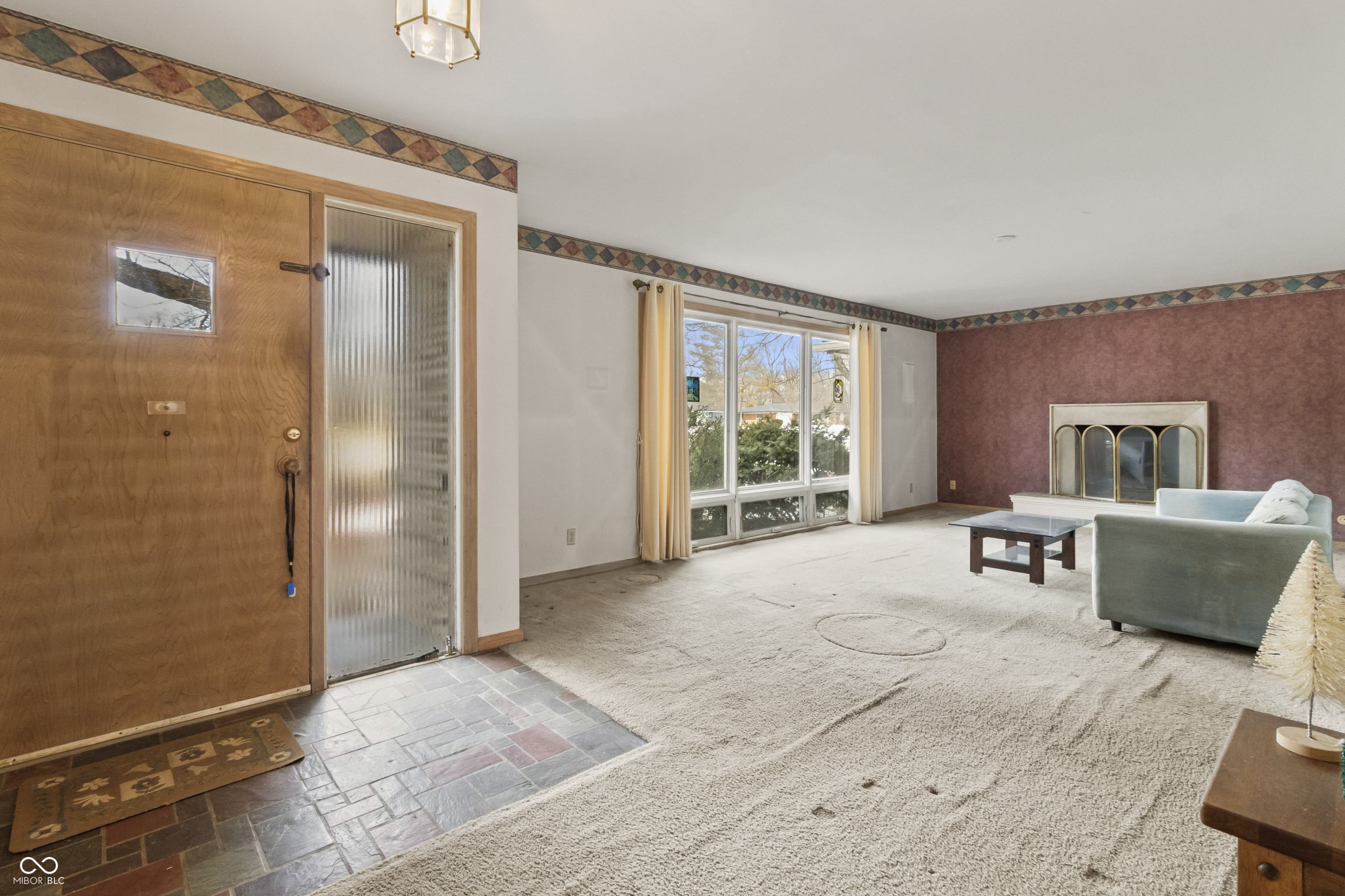 8743 Washington Blvd E Drive