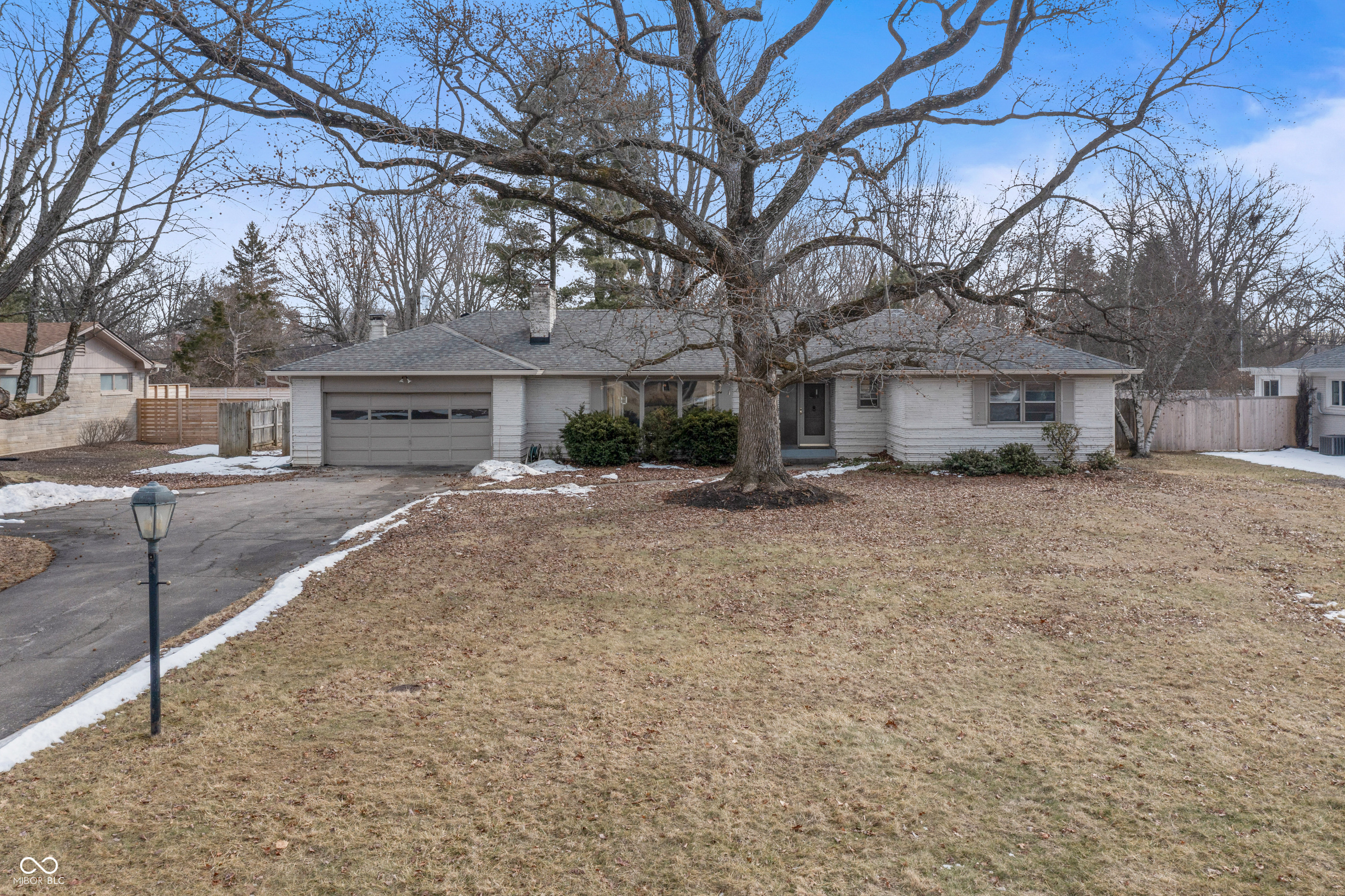 8743 Washington Blvd E Drive