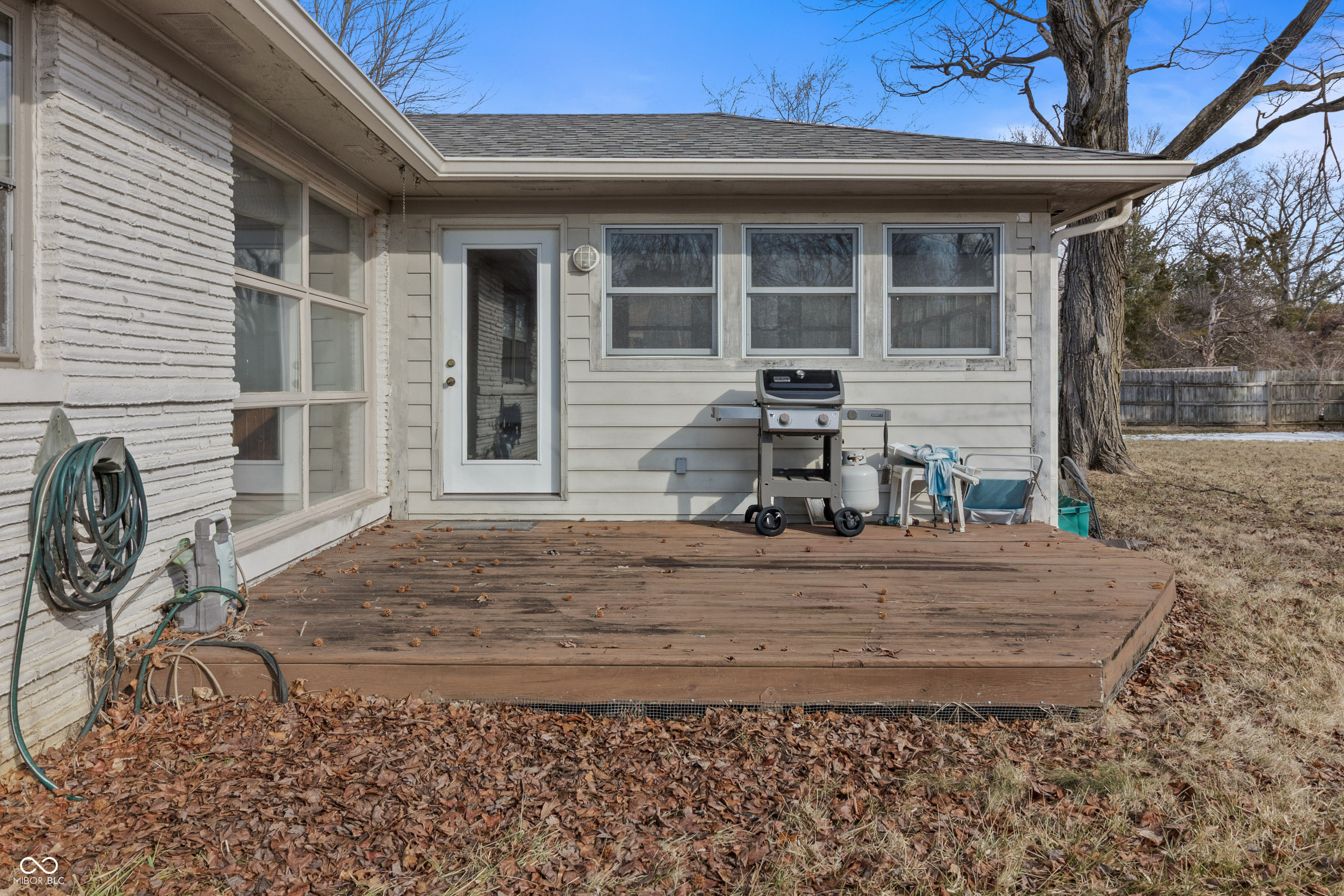 8743 Washington Blvd E Drive