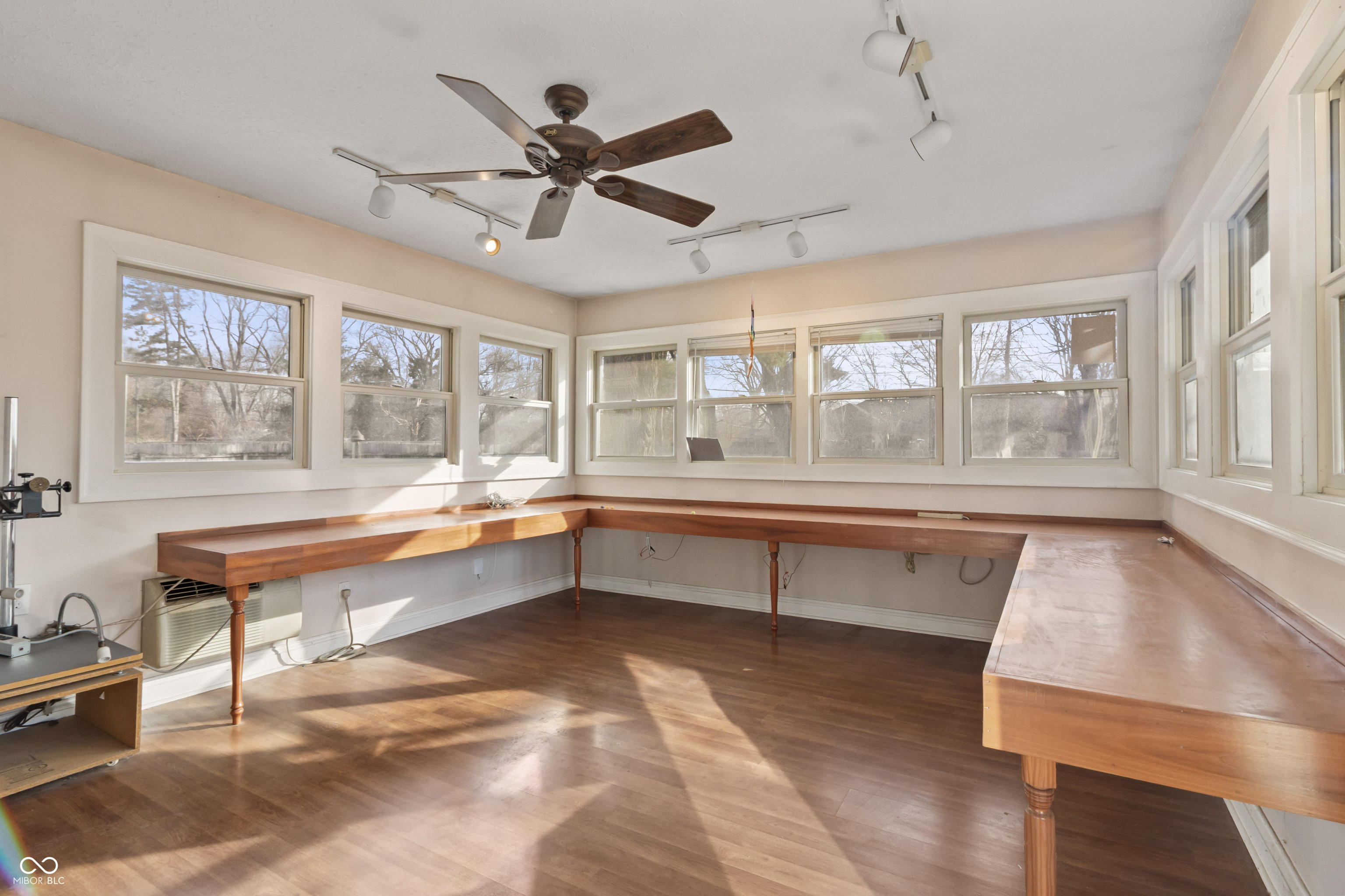 8743 Washington Blvd E Drive