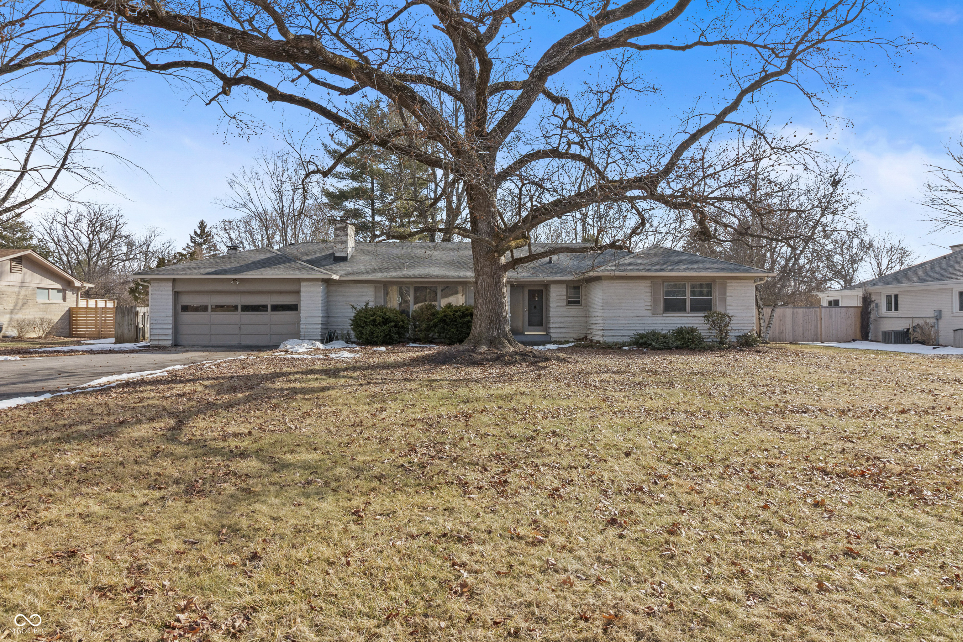 8743 Washington Blvd E Drive