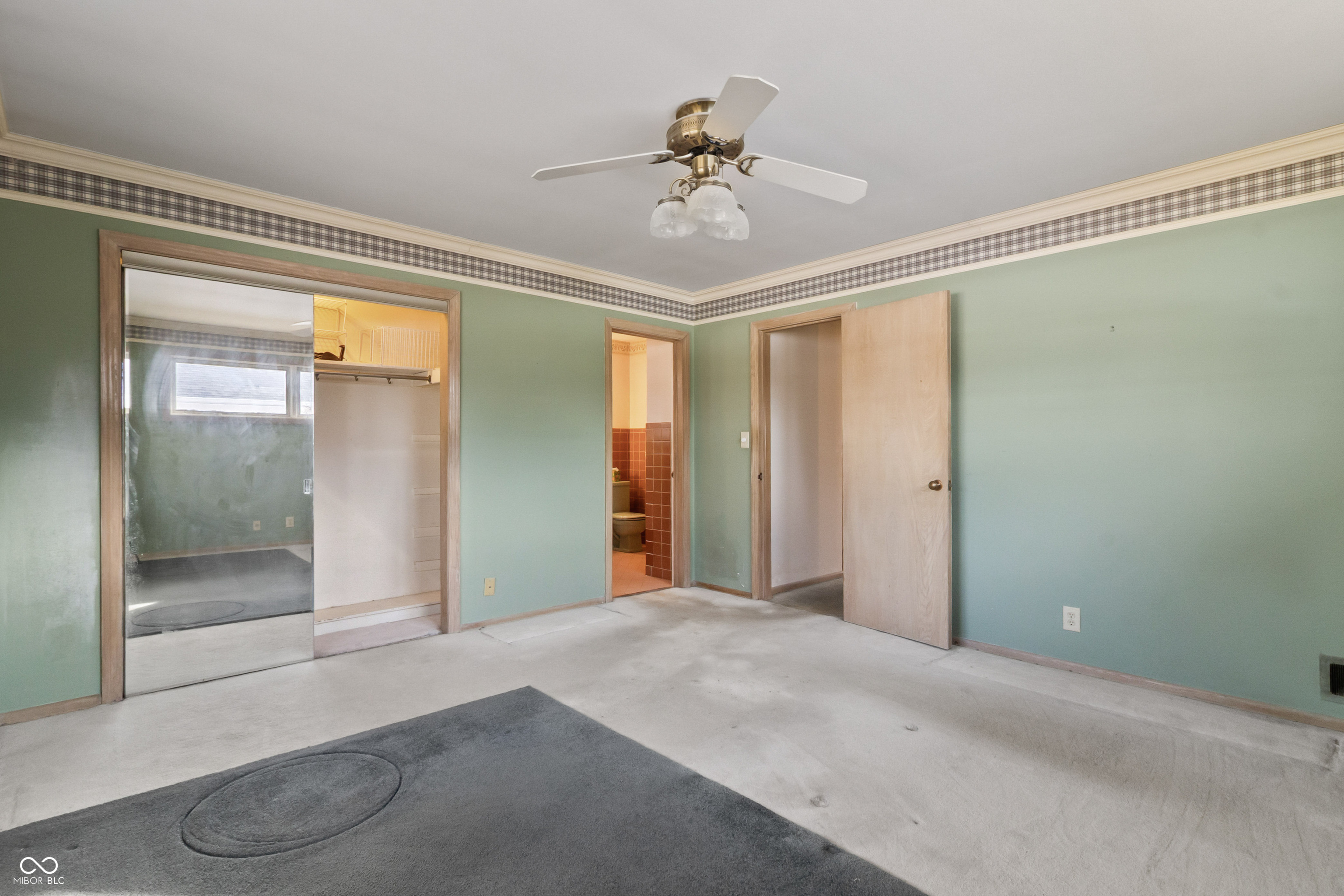 8743 Washington Blvd E Drive