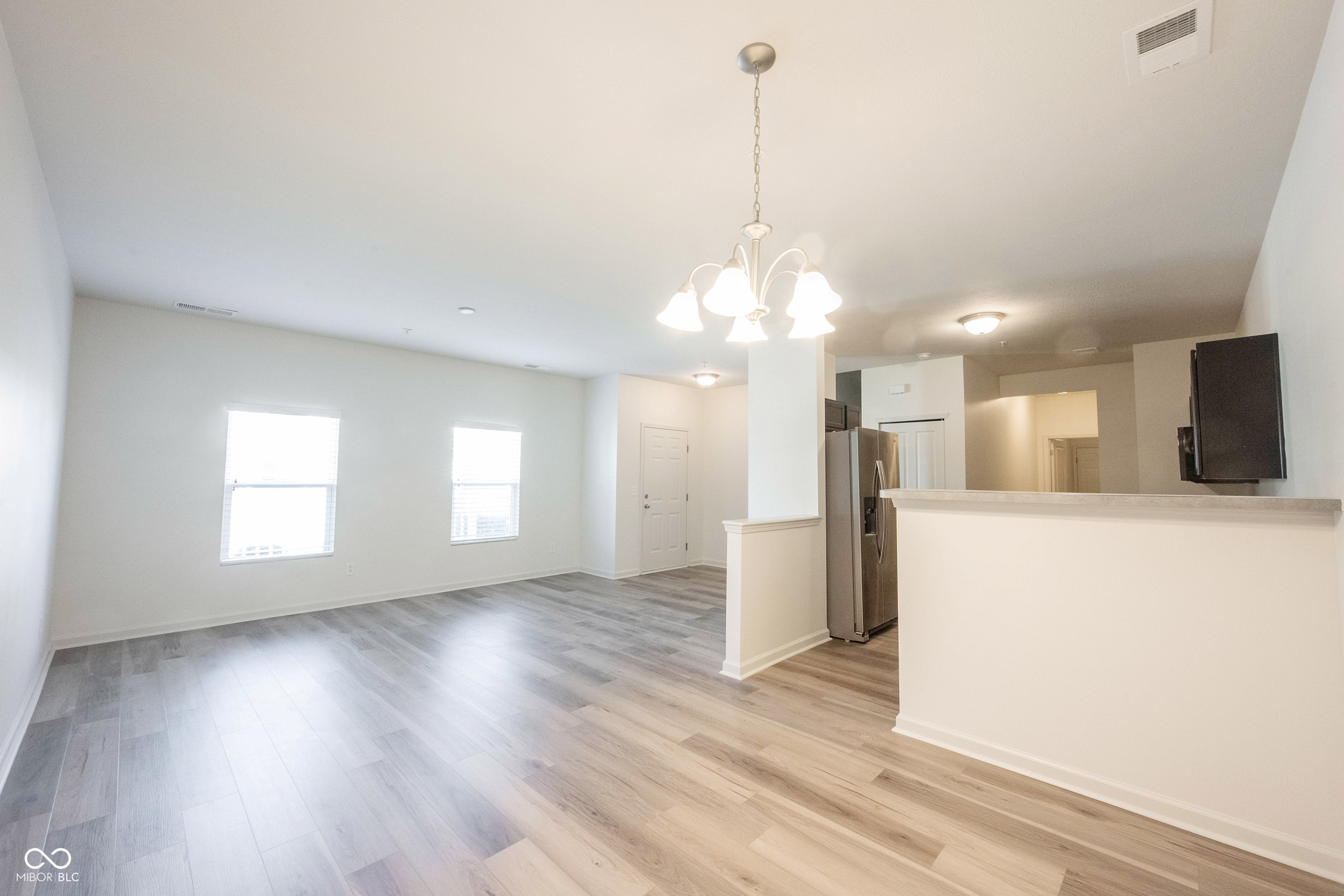 12015 Zircon Lane Unit: 900