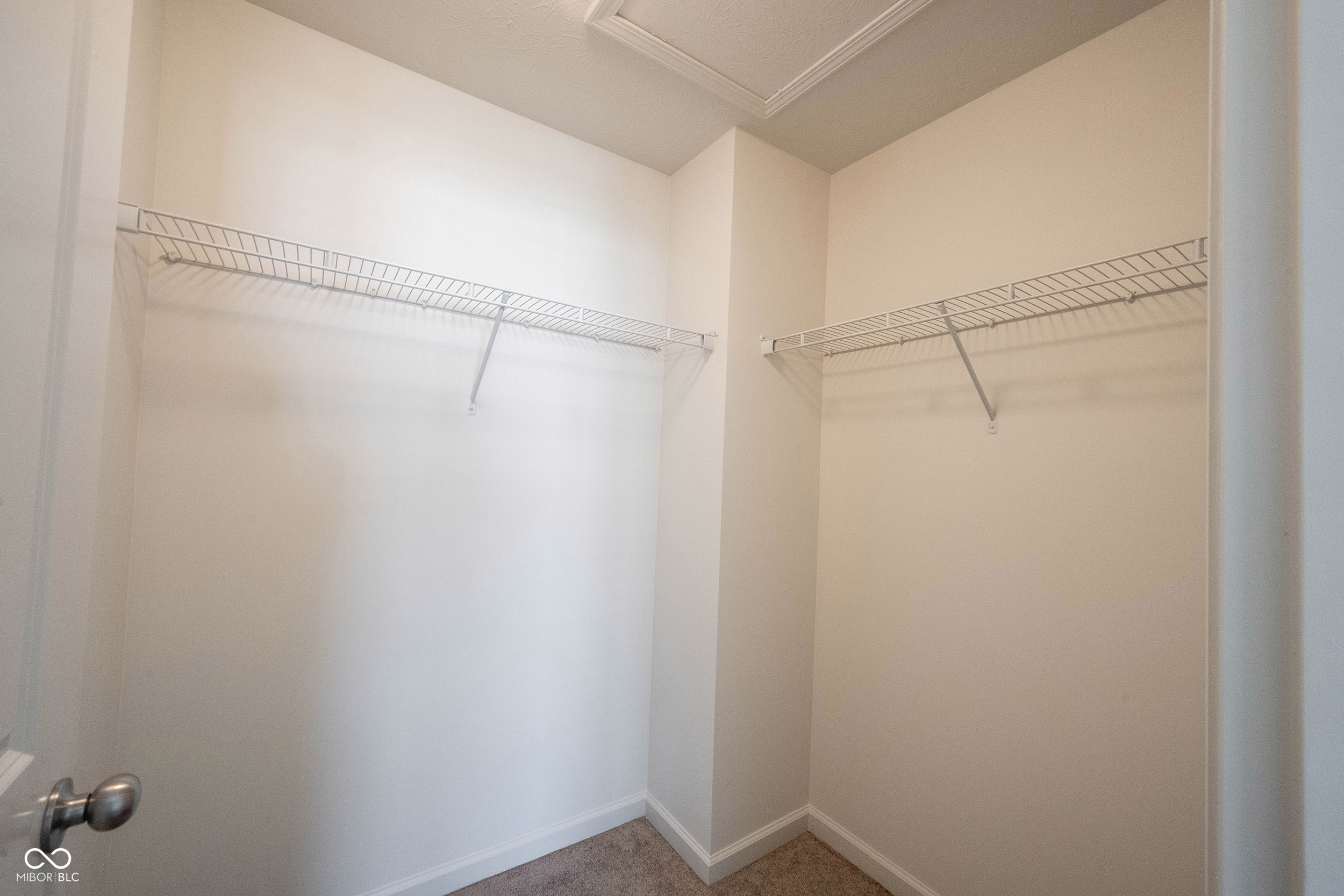 12015 Zircon Lane Unit: 900