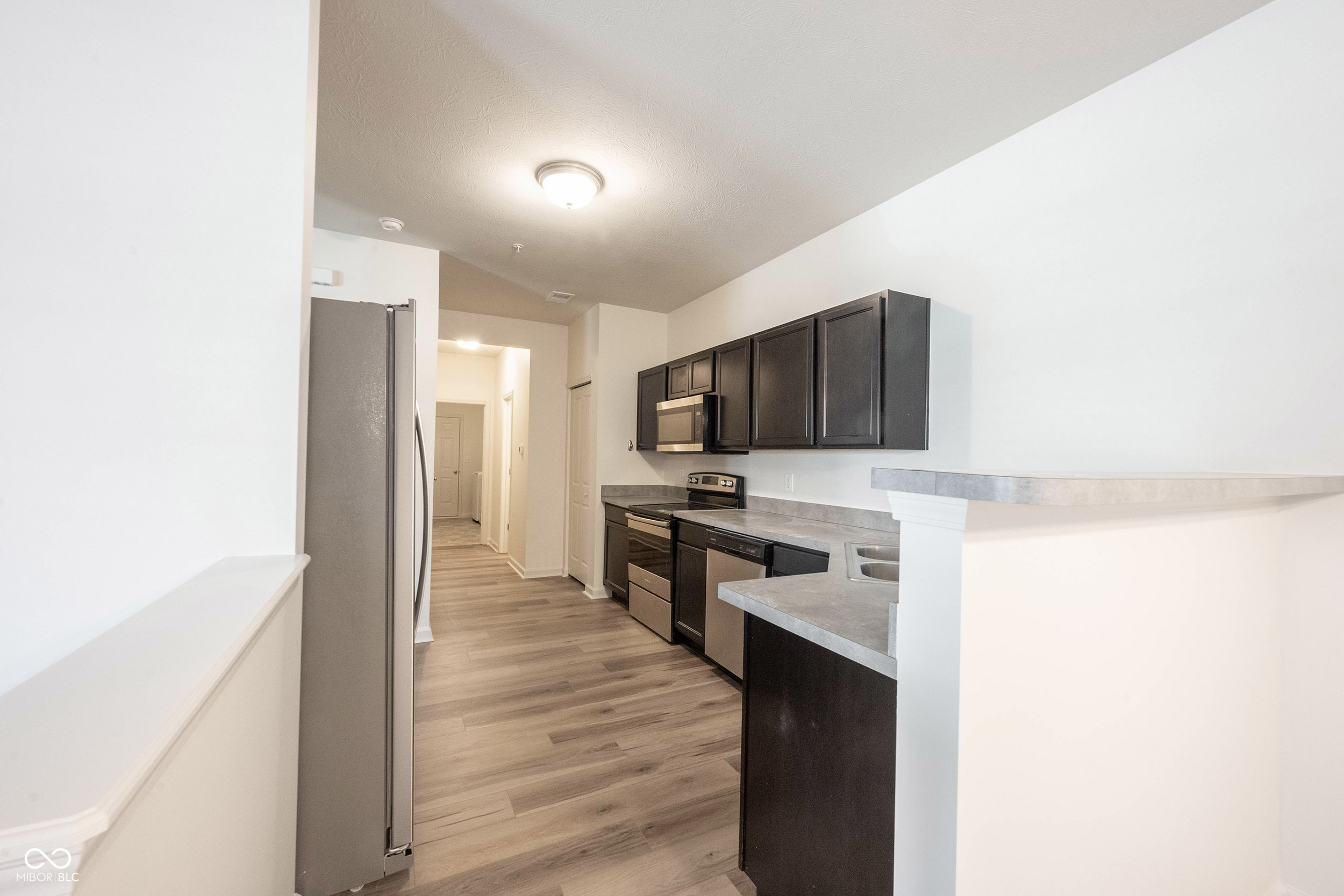 12015 Zircon Lane Unit: 900