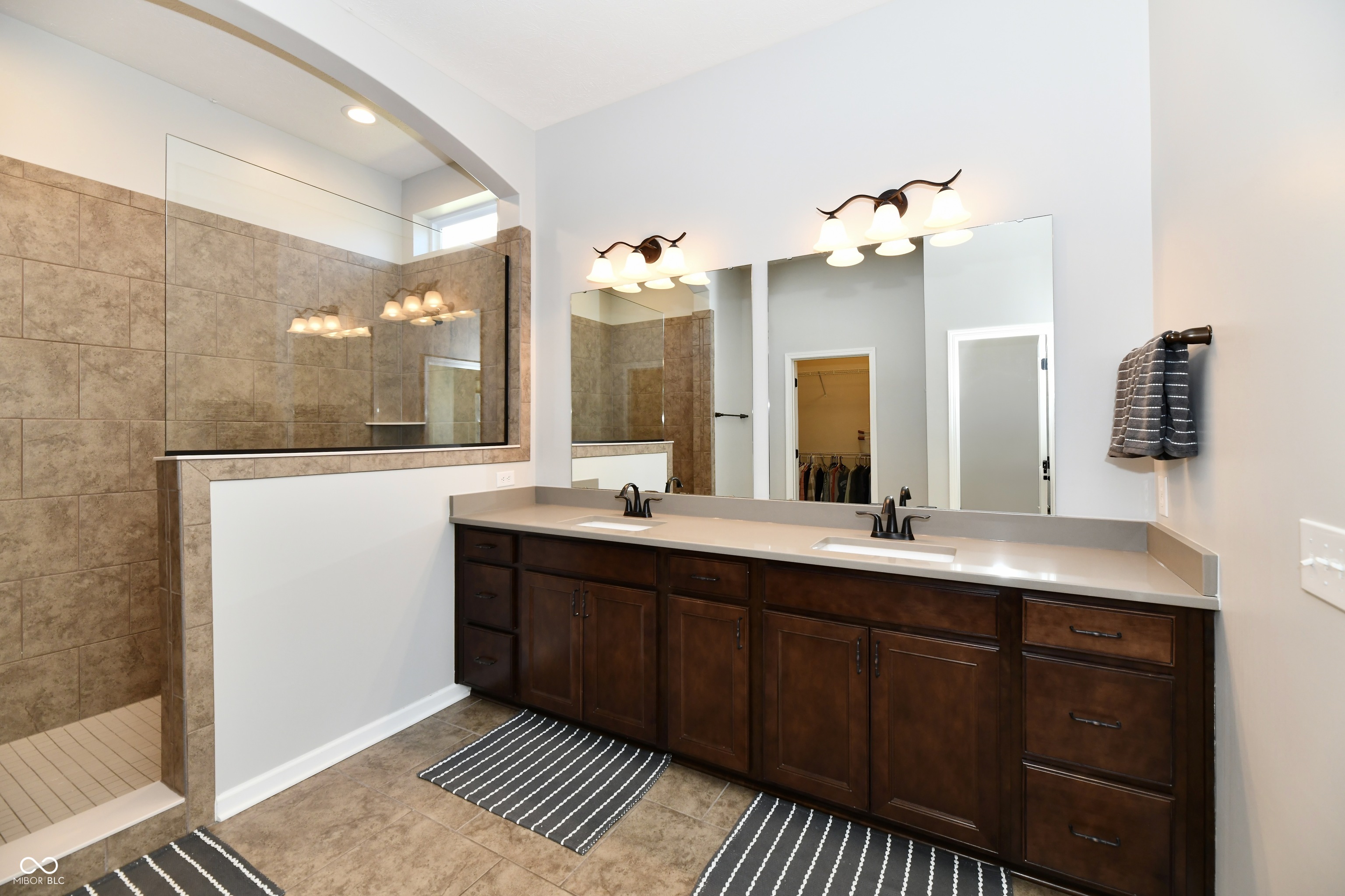 11072 Song Creek Court