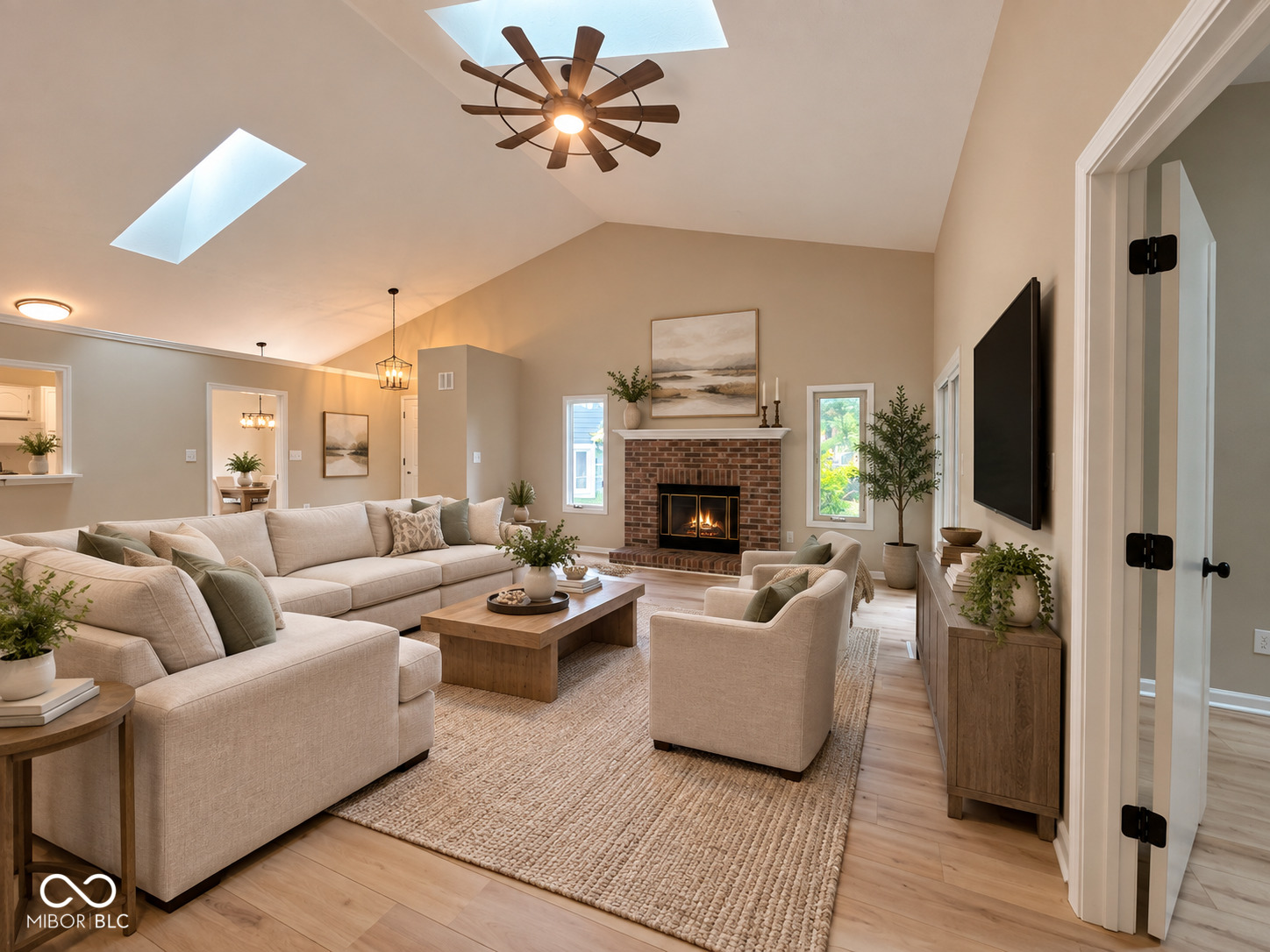 8138 Foxchase Circle
