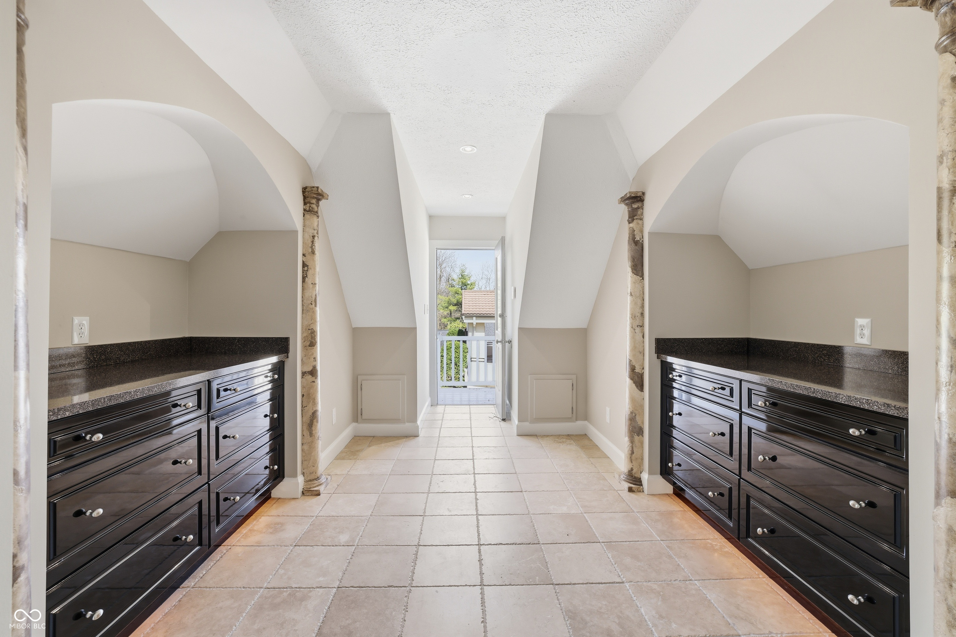 10915 Brigantine Drive