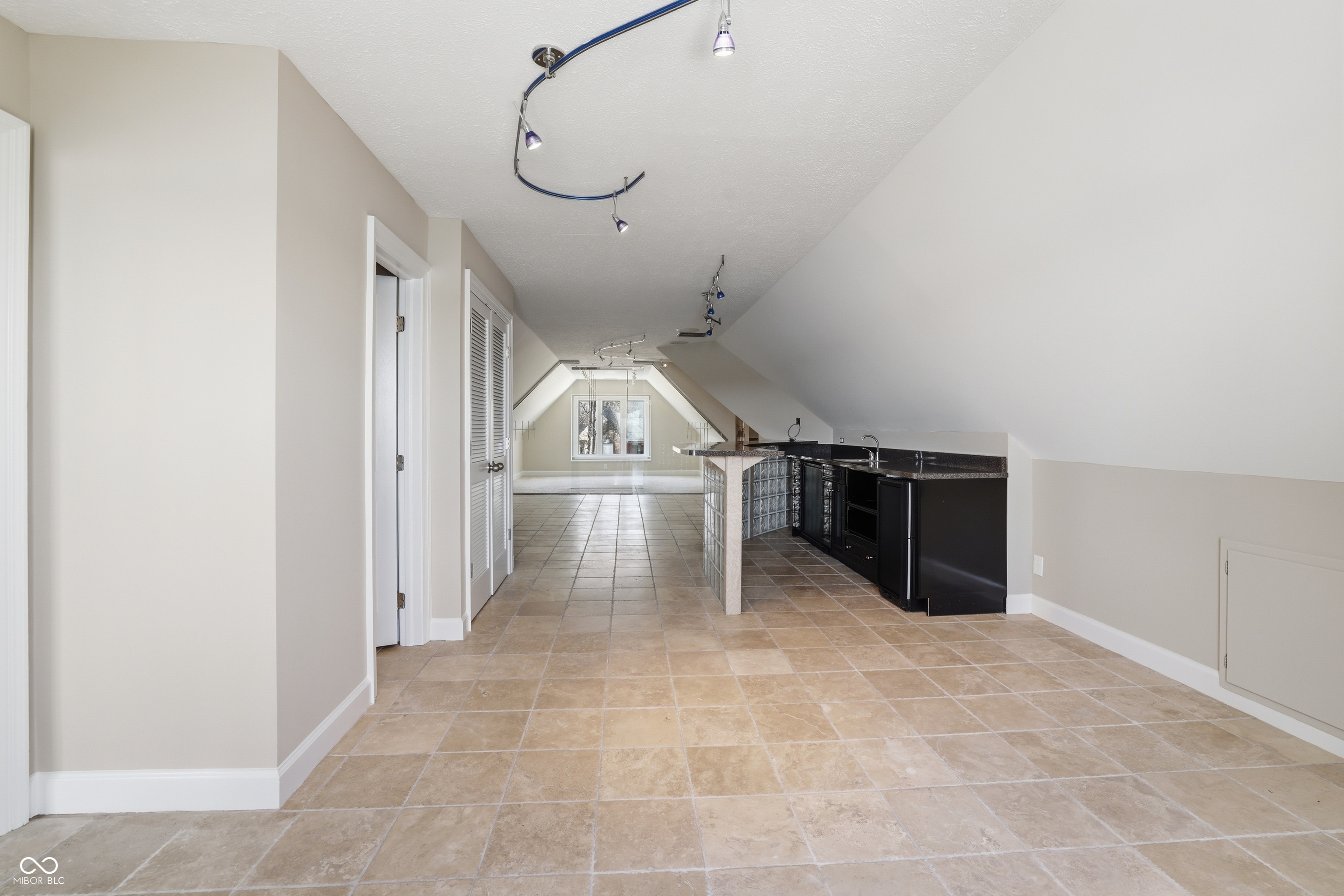 10915 Brigantine Drive