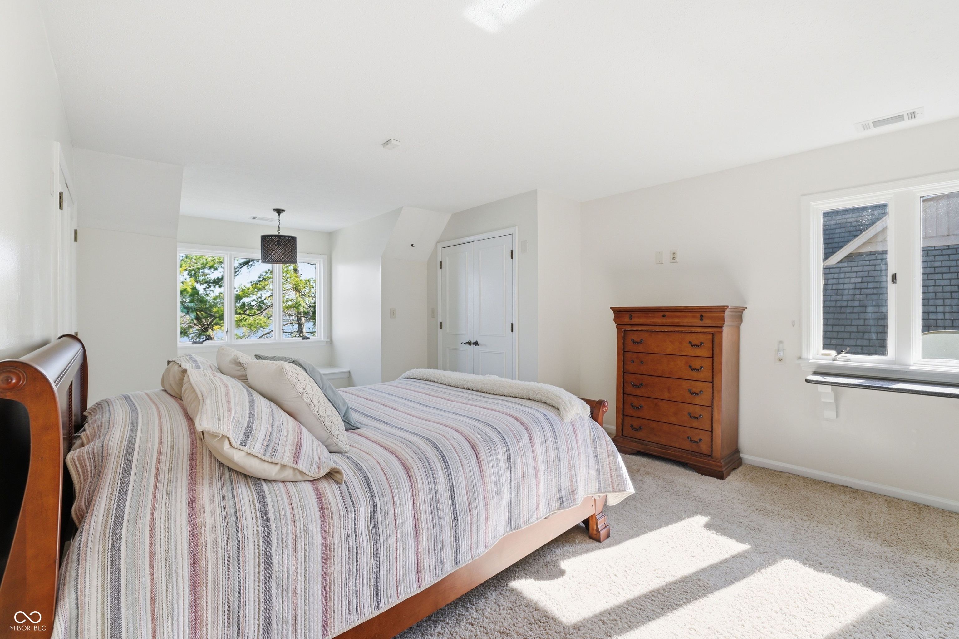 10915 Brigantine Drive