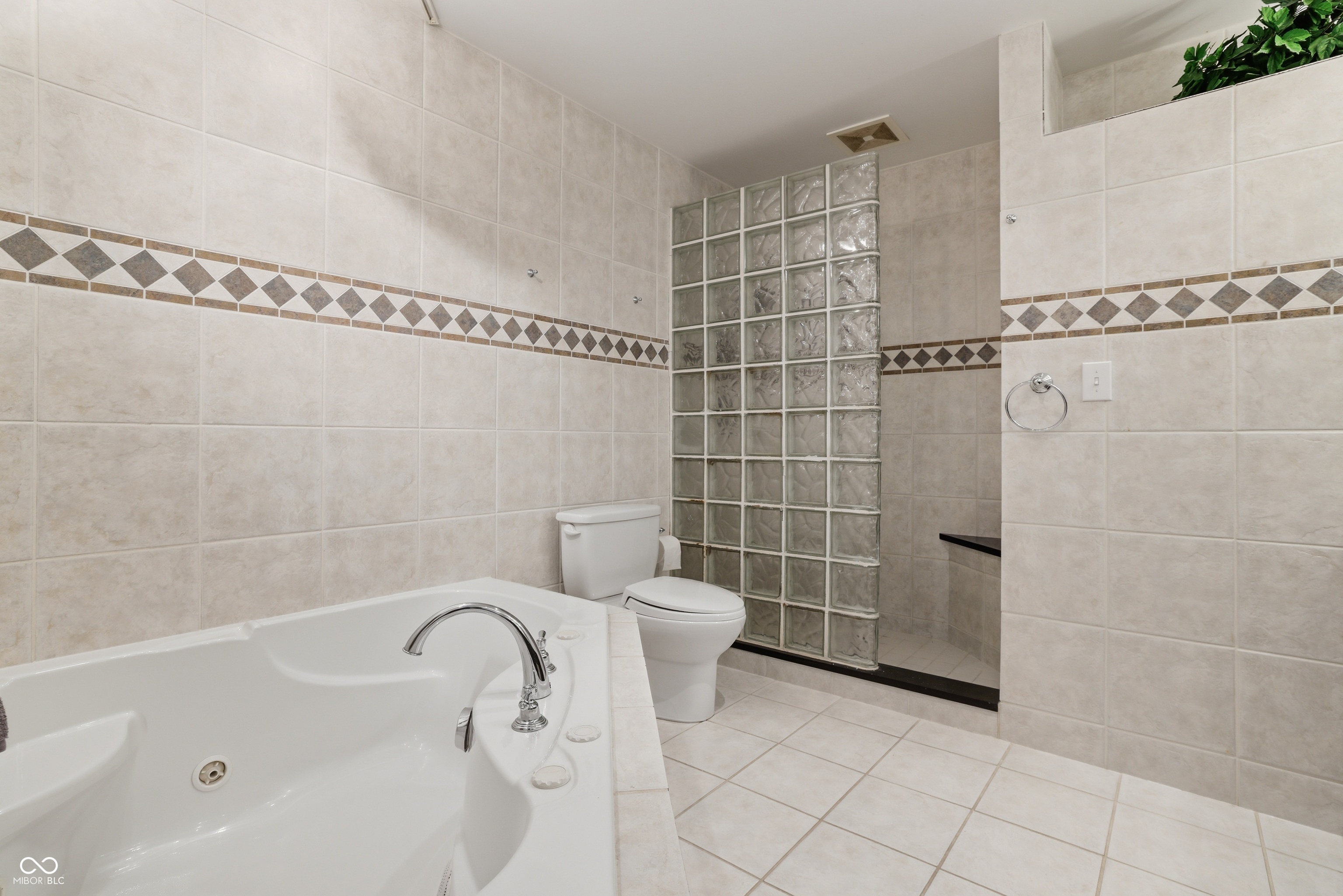 10915 Brigantine Drive