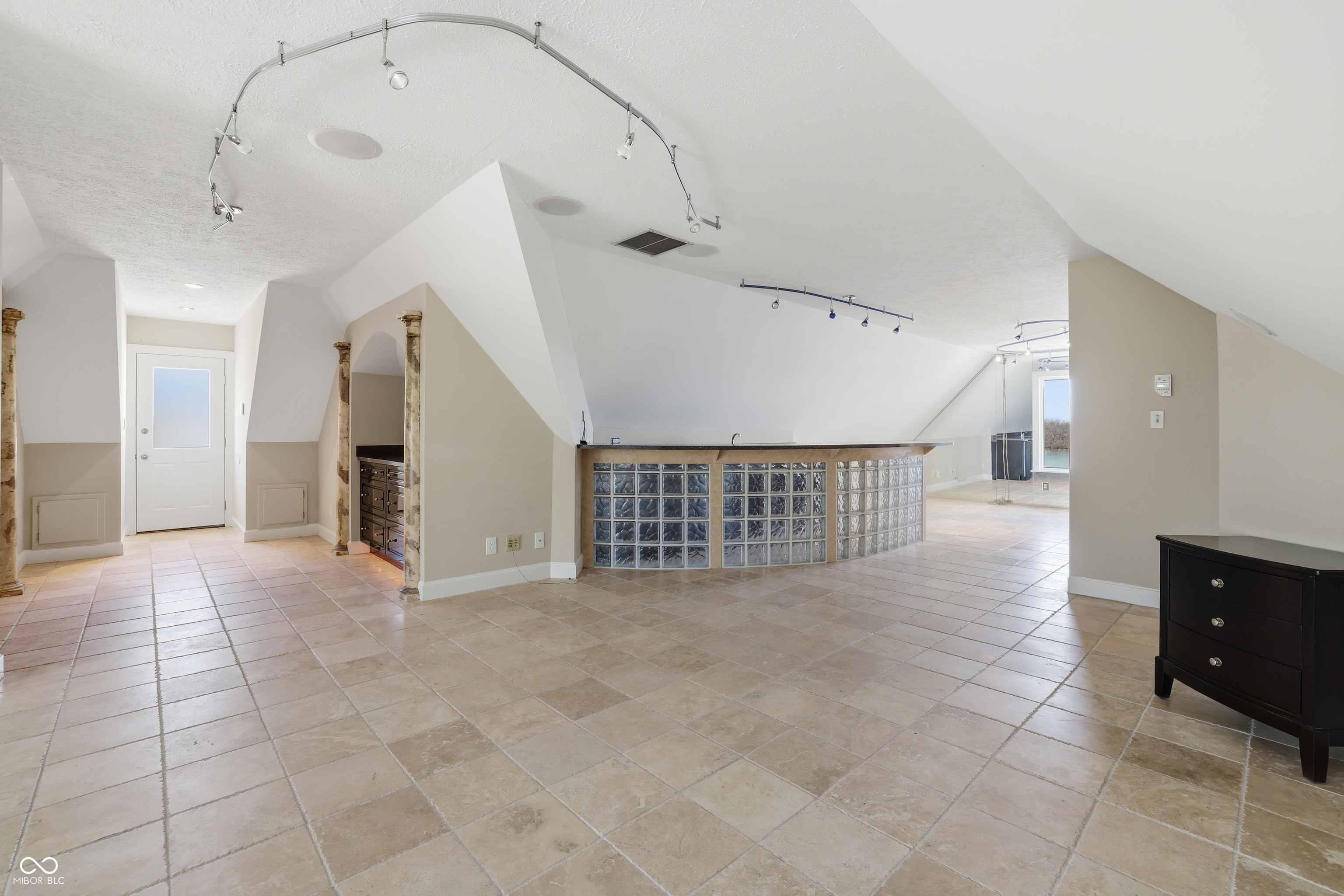 10915 Brigantine Drive