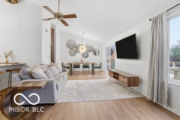 7839 Cardinal Cove N