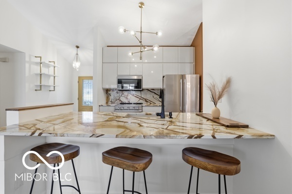 7839 Cardinal Cove N