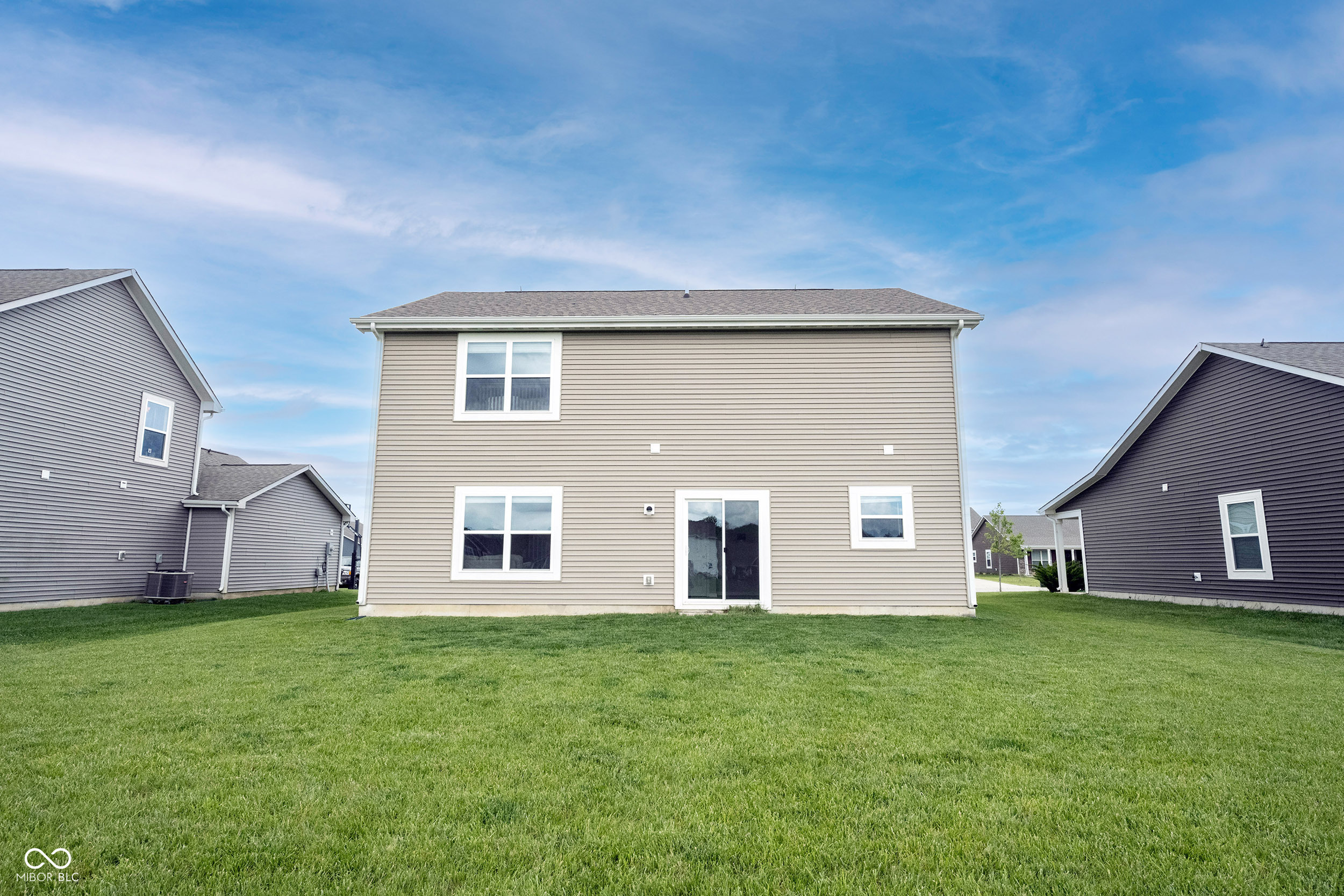 443 N Quartz Lane