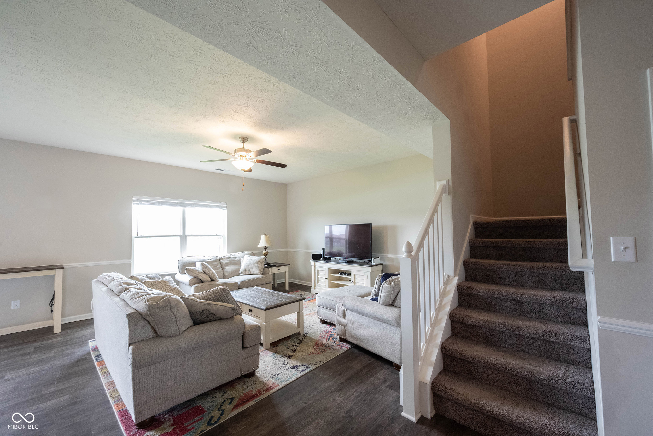443 N Quartz Lane