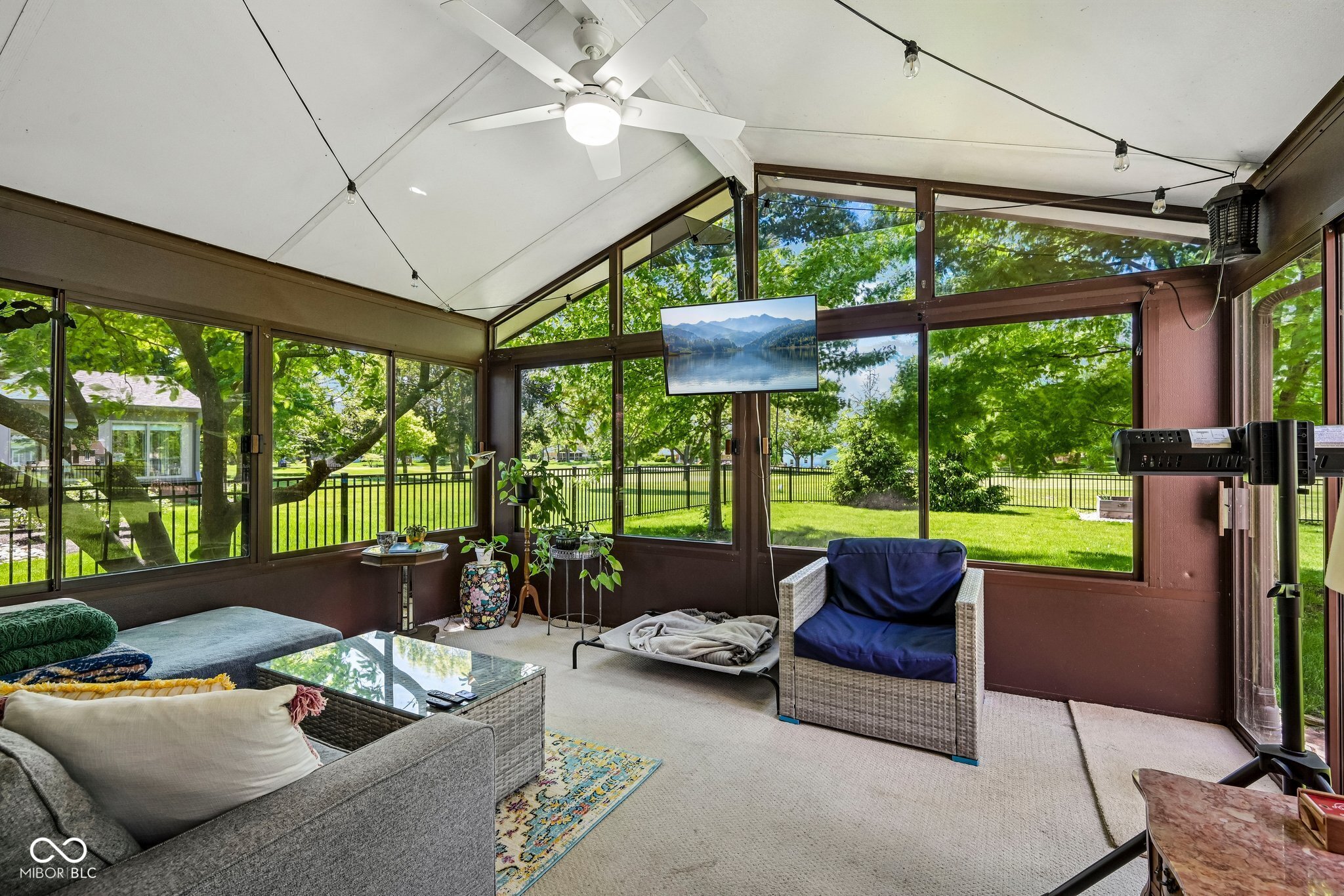 407 Oxford Drive