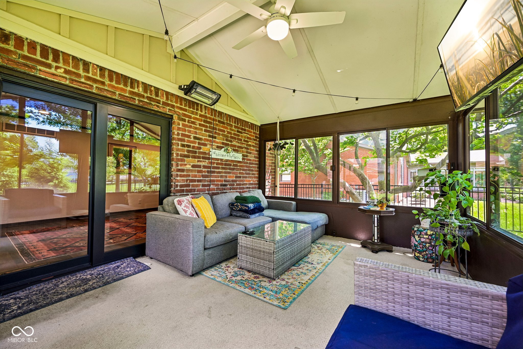 407 Oxford Drive