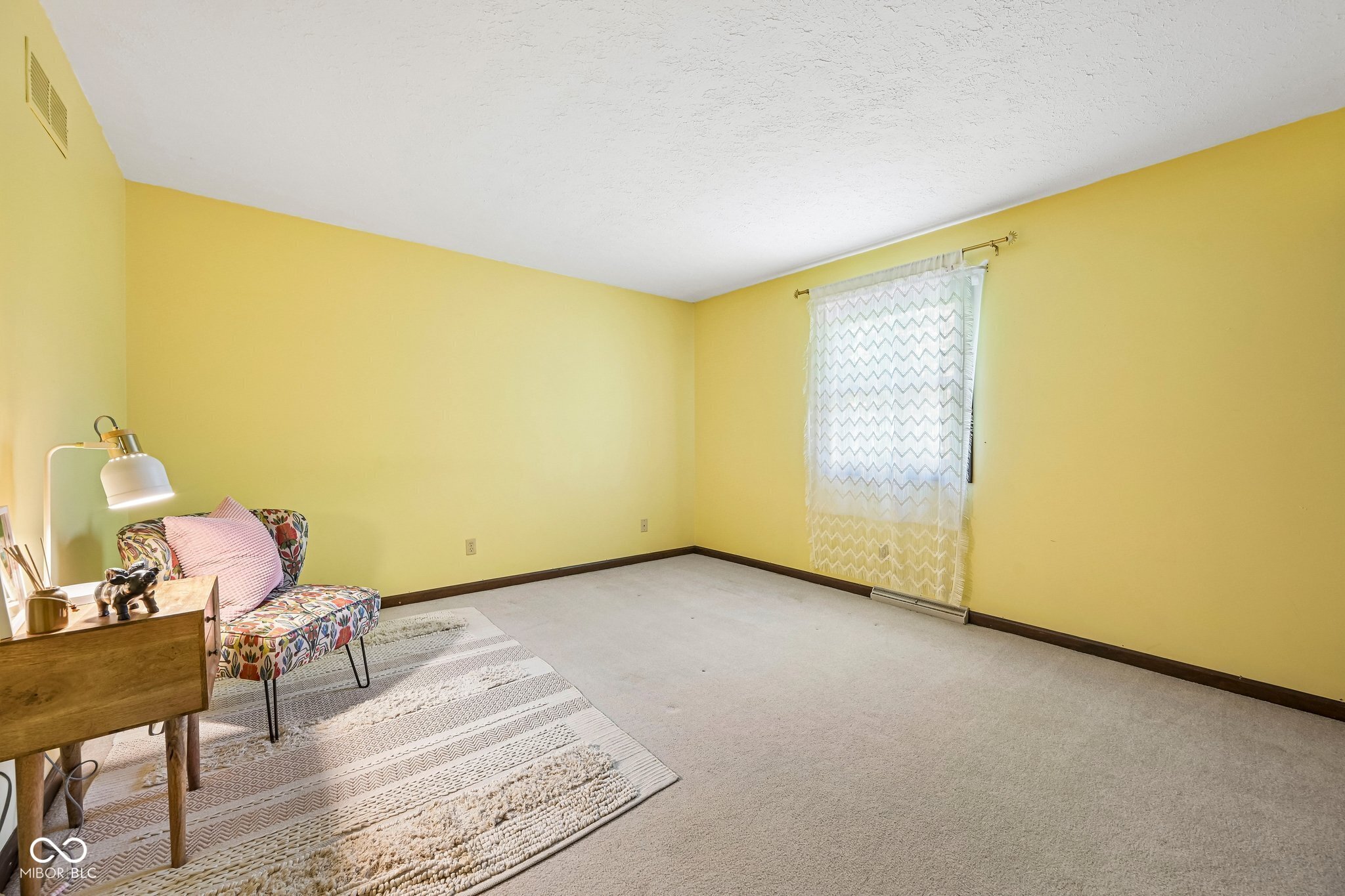 407 Oxford Drive