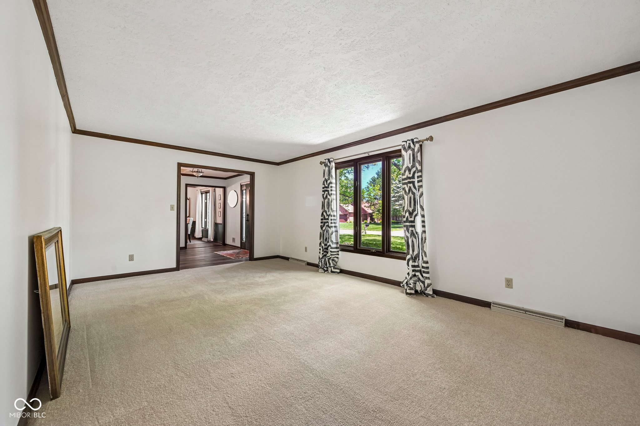 407 Oxford Drive